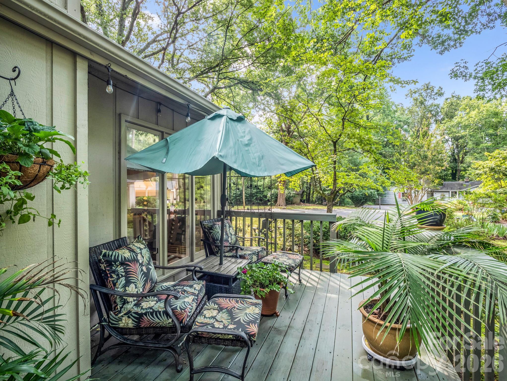 Diamond Ridge Condominiums - Residential