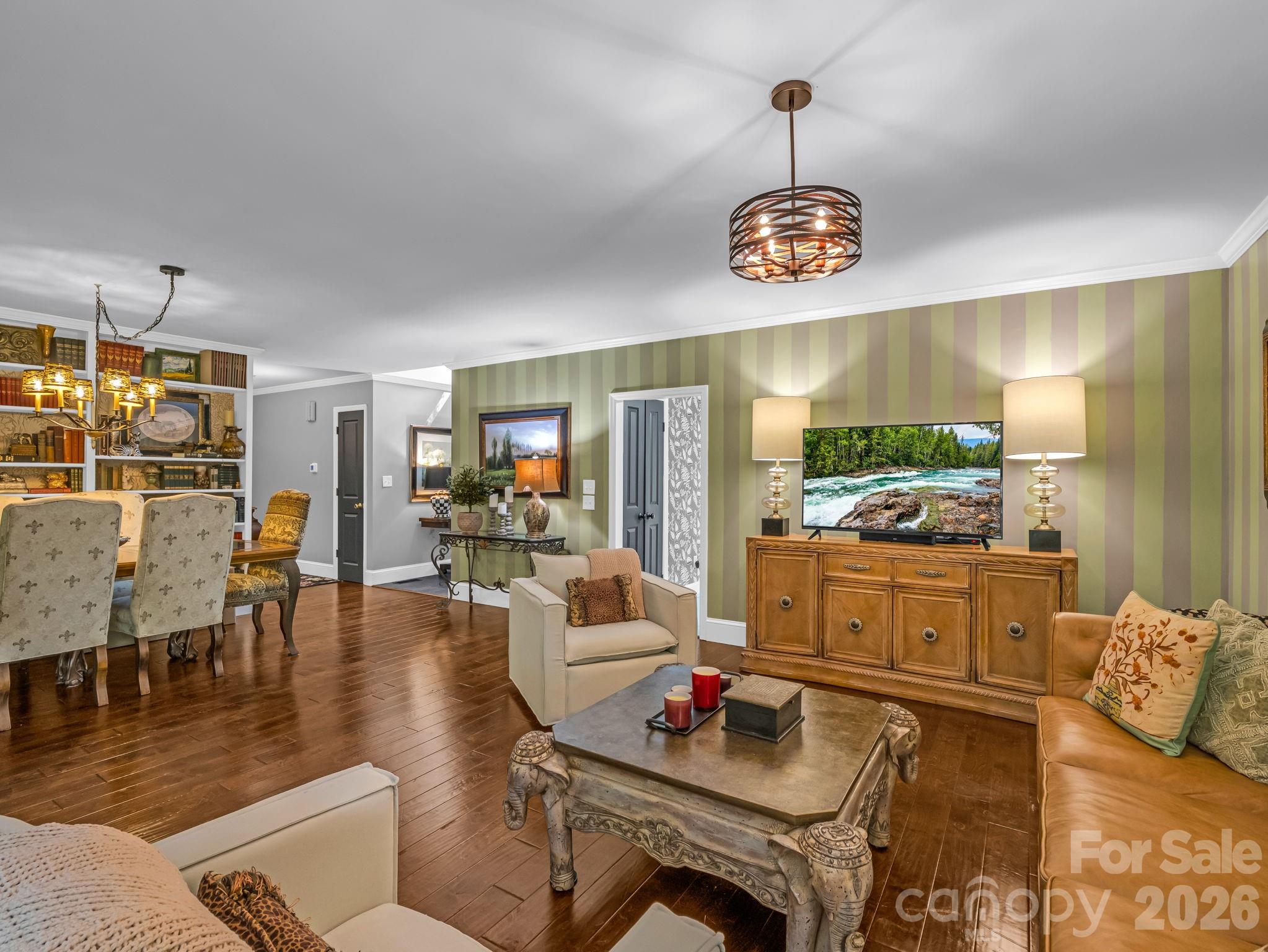 Diamond Ridge Condominiums - Residential