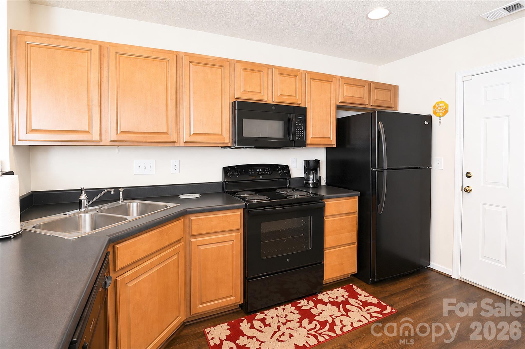 The Townes at Old Stone Crossing - Residential