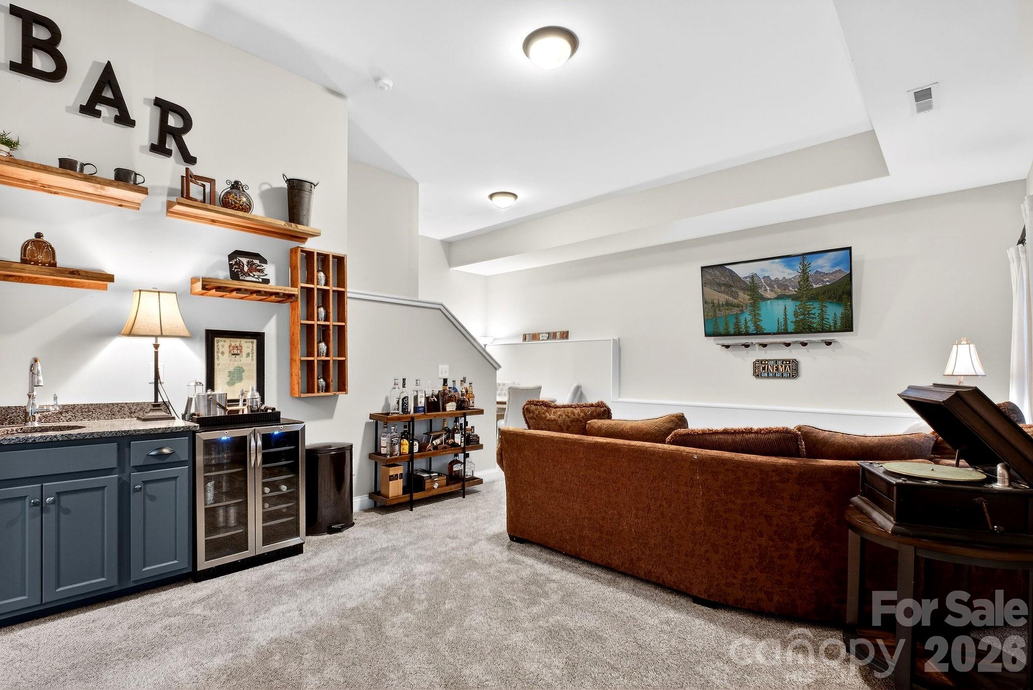 Tega Cay - Residential