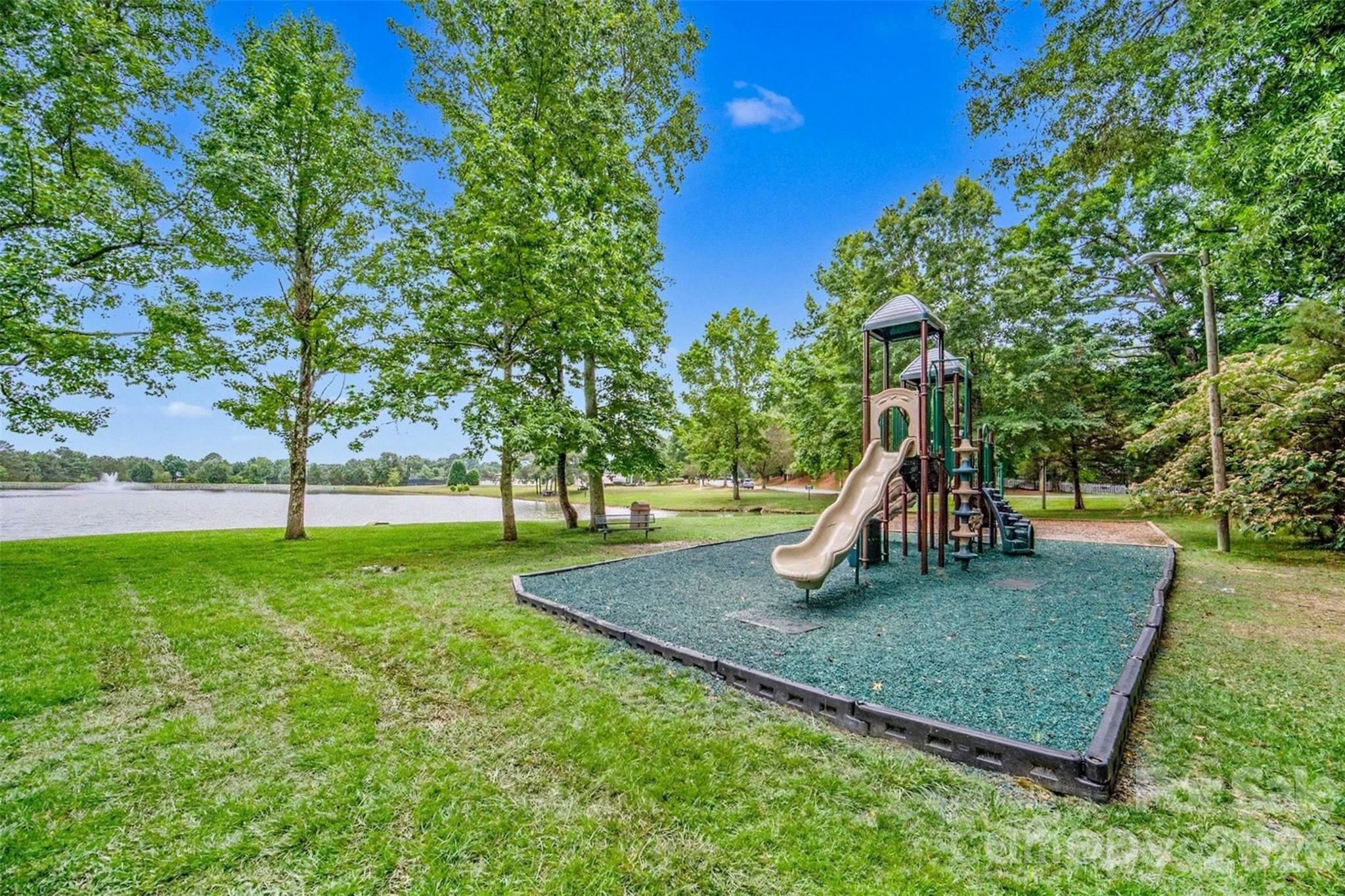 Brandon Oaks - Residential