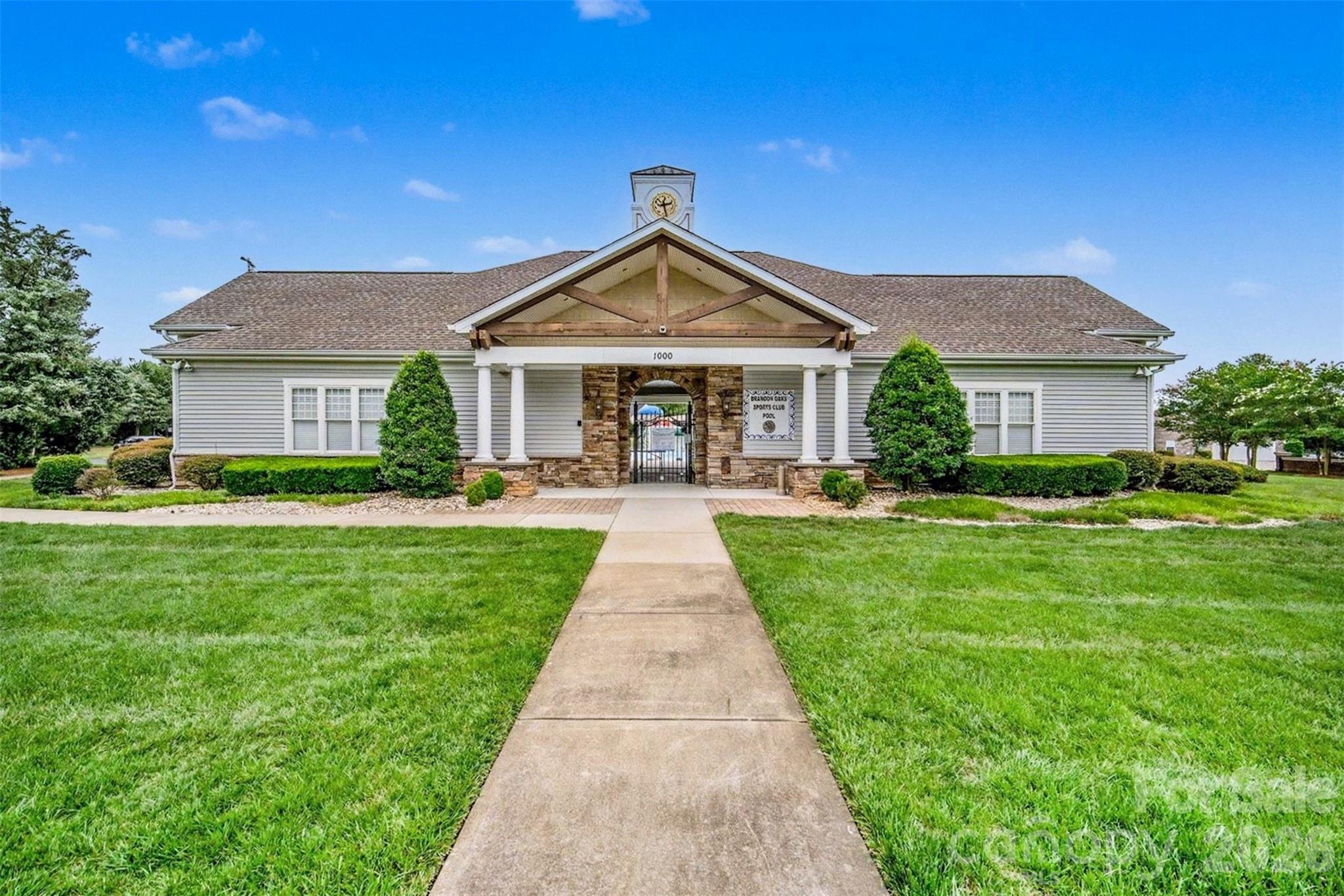 Brandon Oaks - Residential