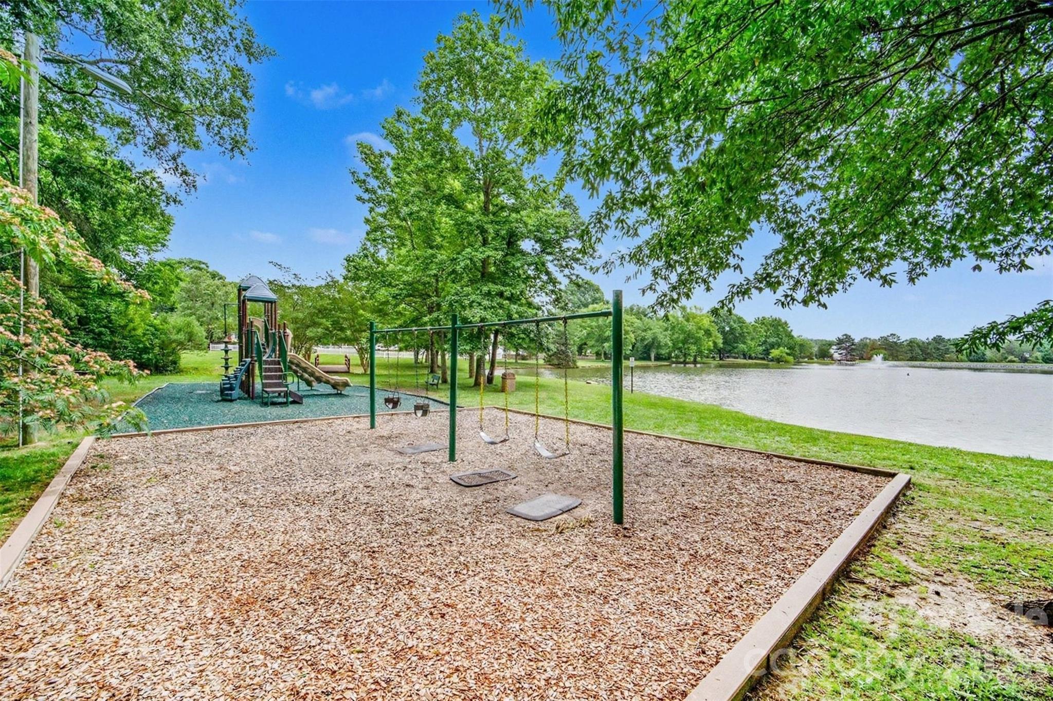 Brandon Oaks - Residential