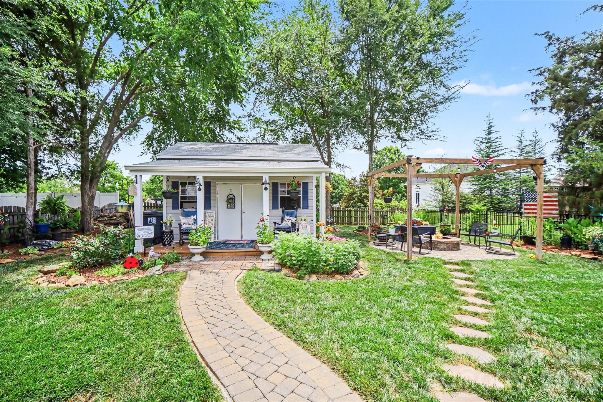 Brandon Oaks - Residential