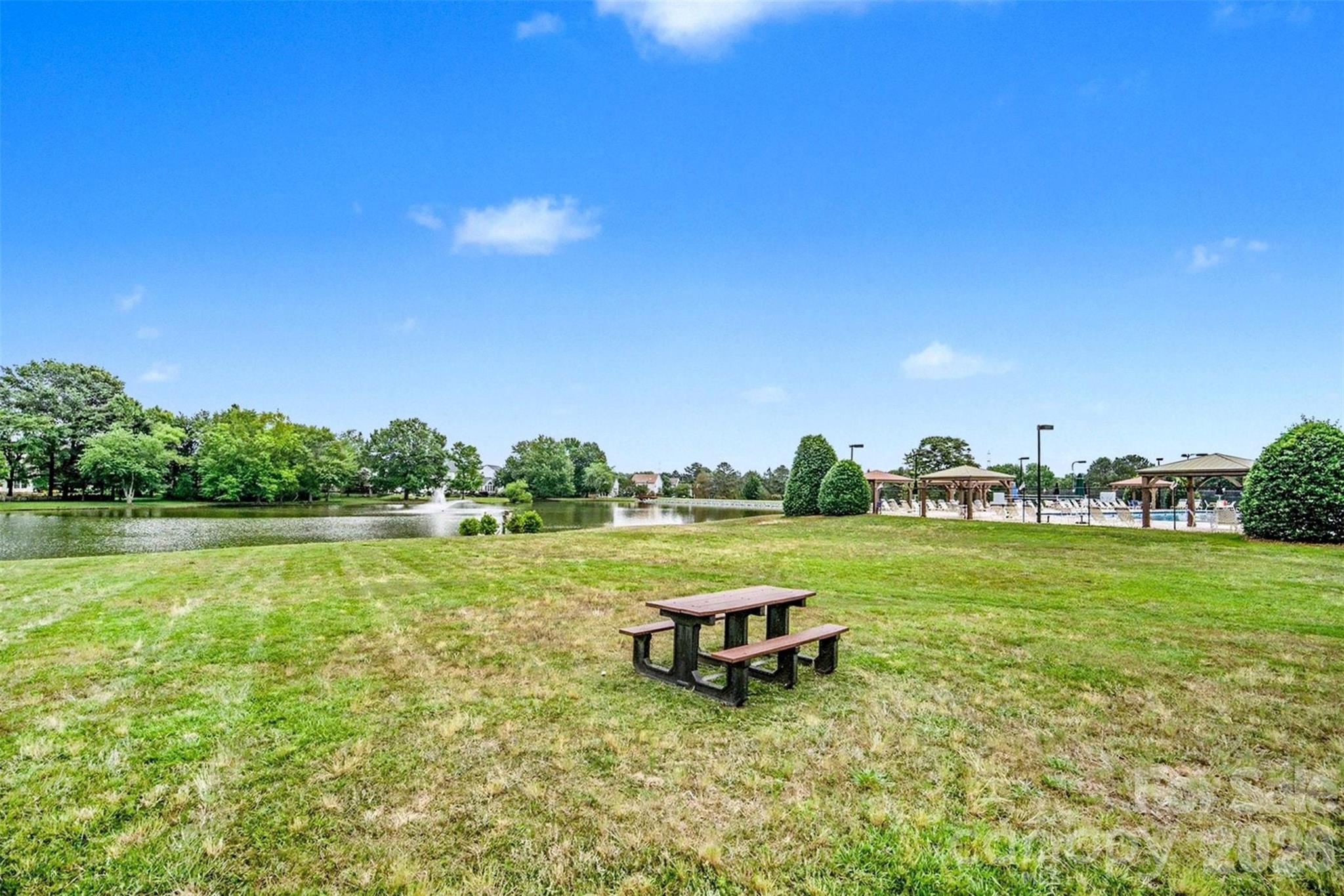 Brandon Oaks - Residential