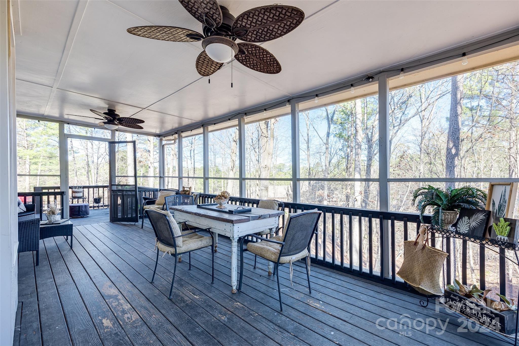 Seven Coves - Residential