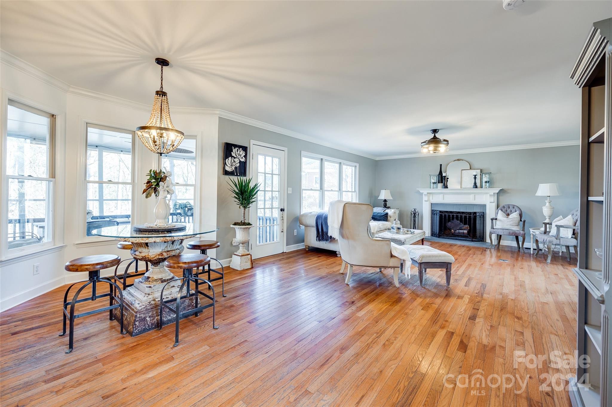 Seven Coves - Residential