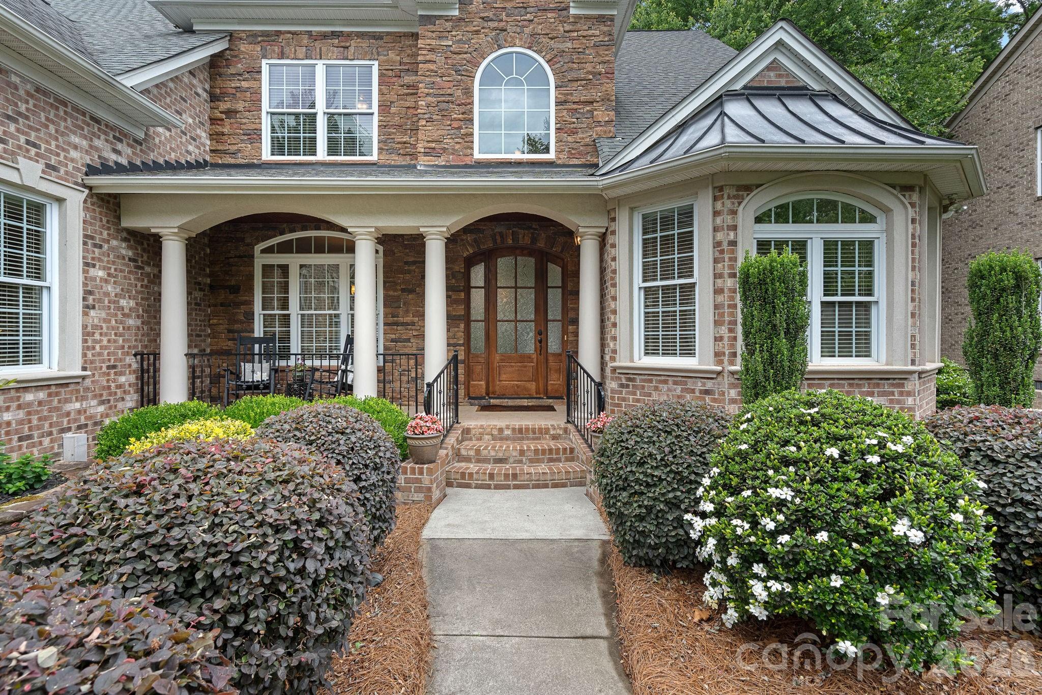 Treetops At Cowans Ford - Residential