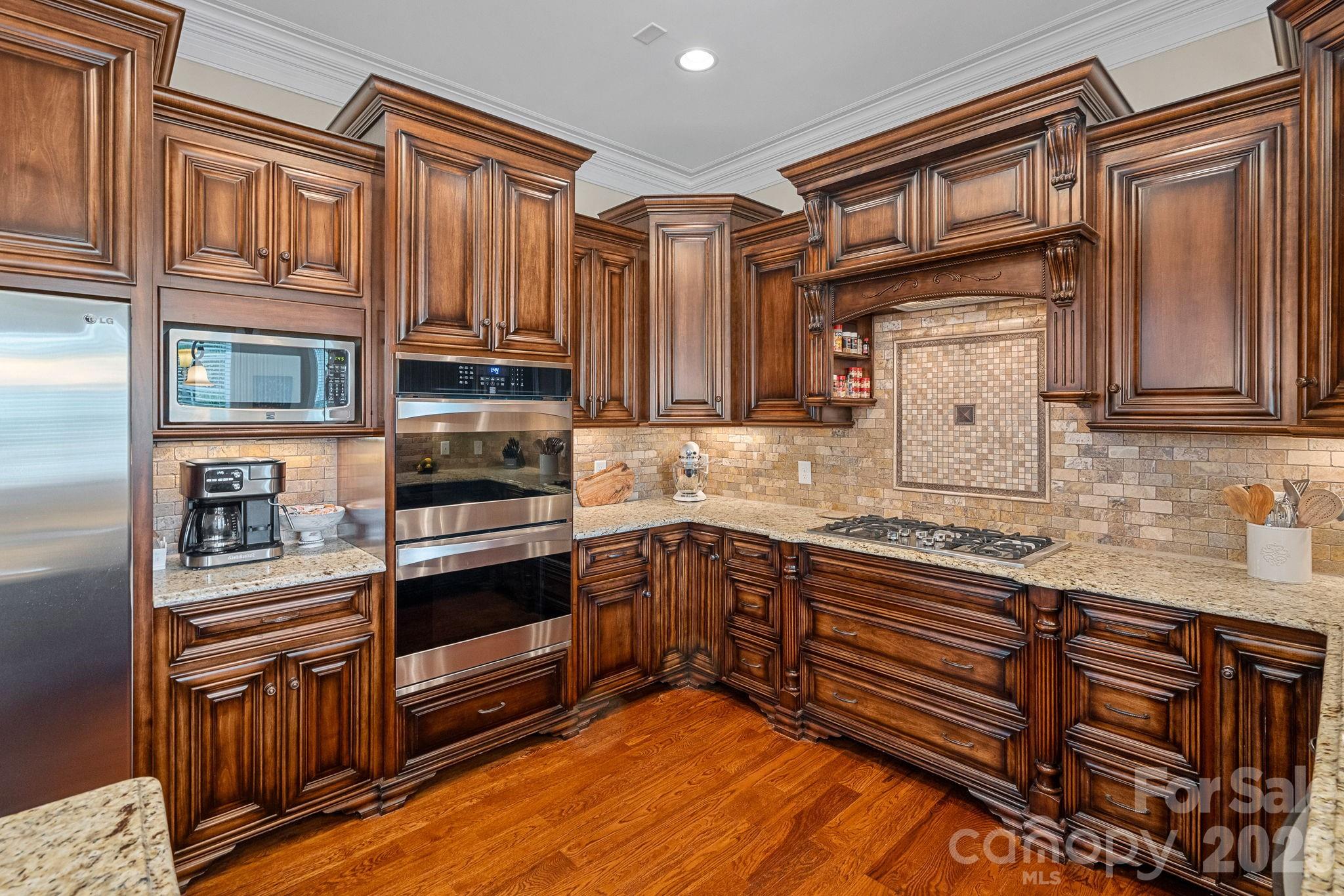 Treetops At Cowans Ford - Residential