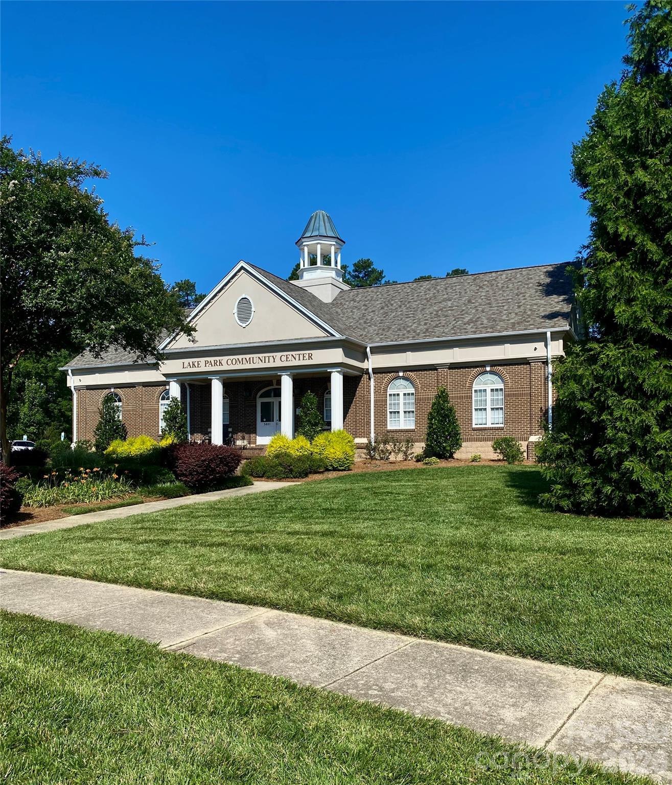 Lake Park - Residential