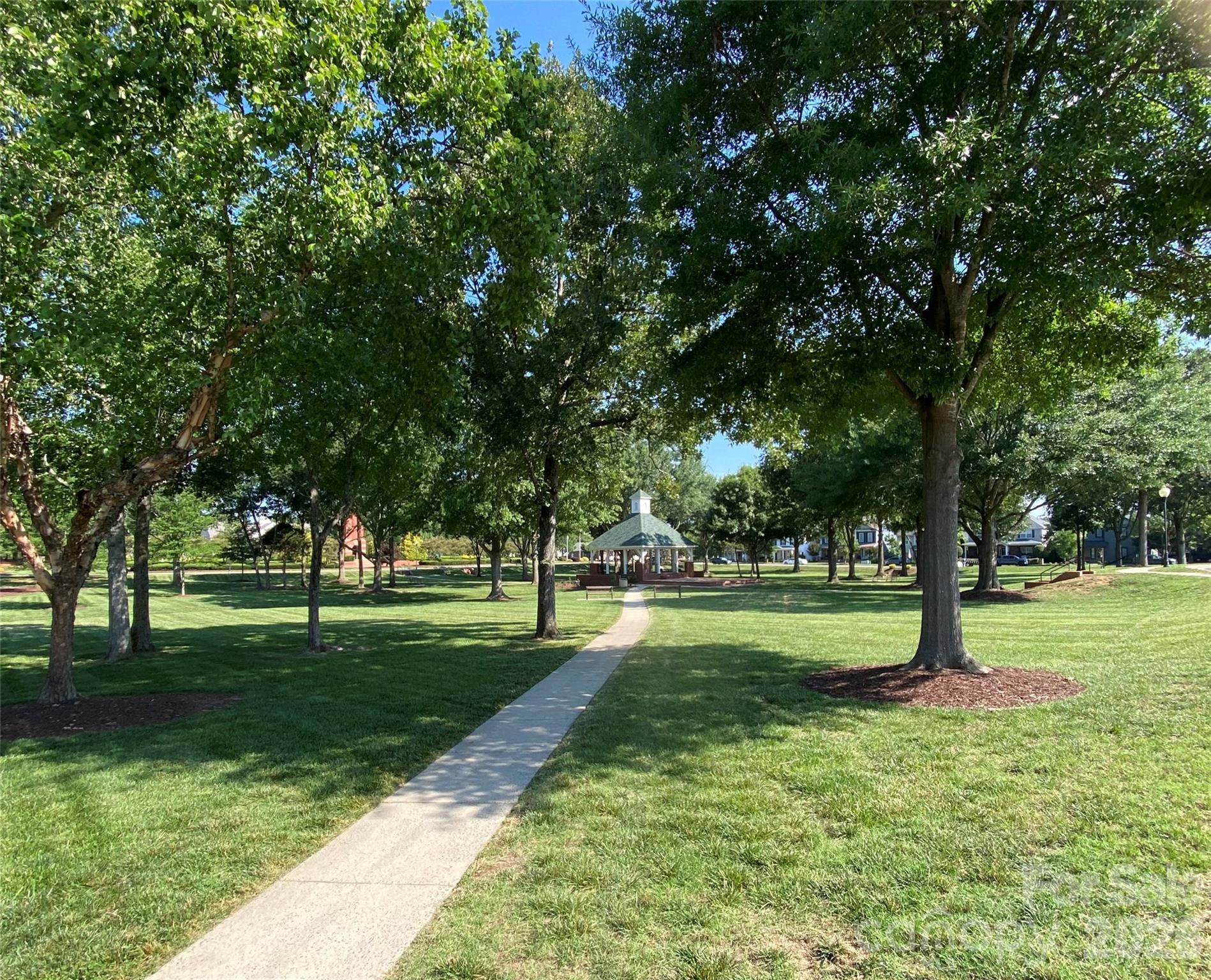 Lake Park - Residential