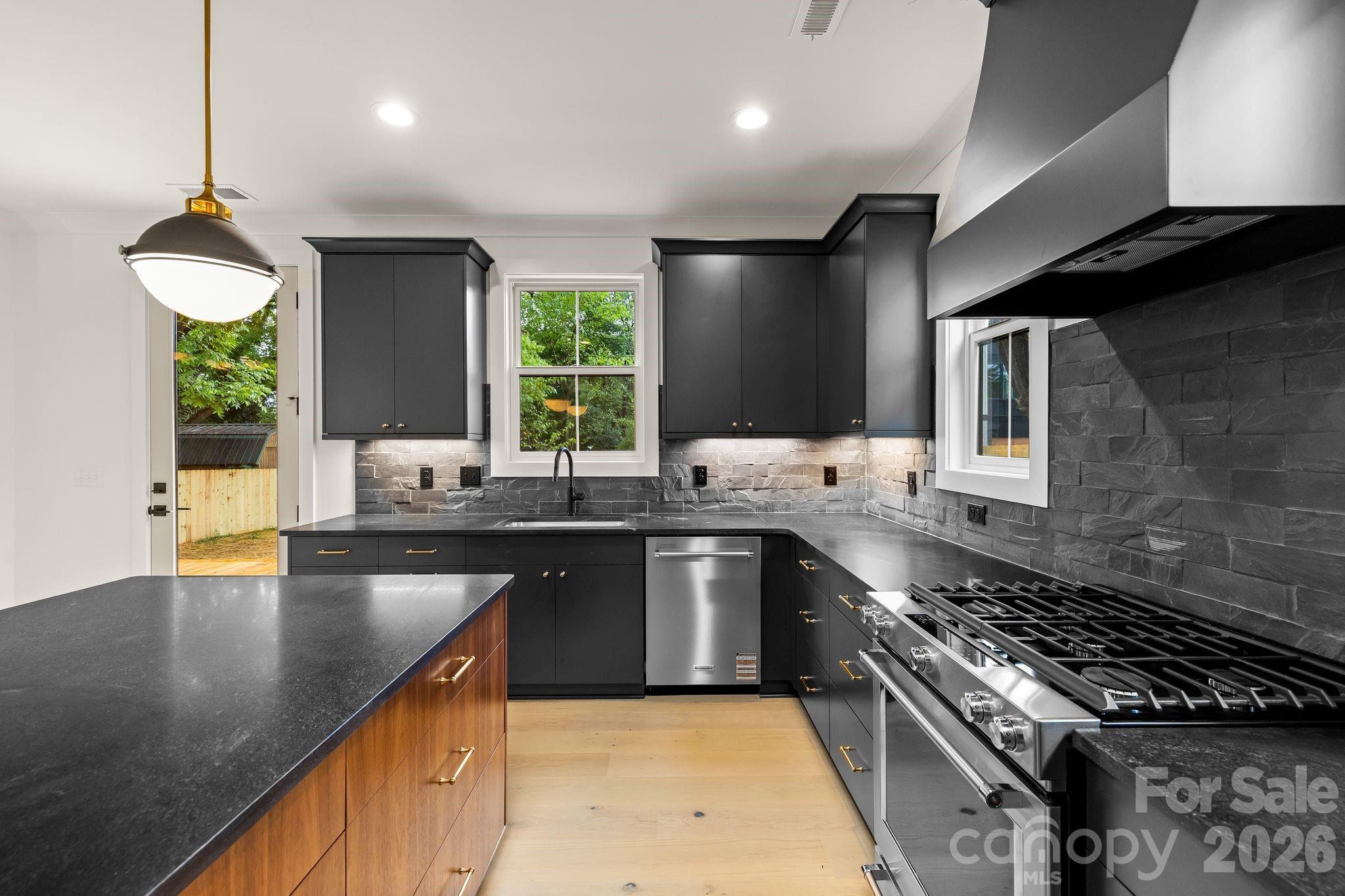 Enderly Park - Residential