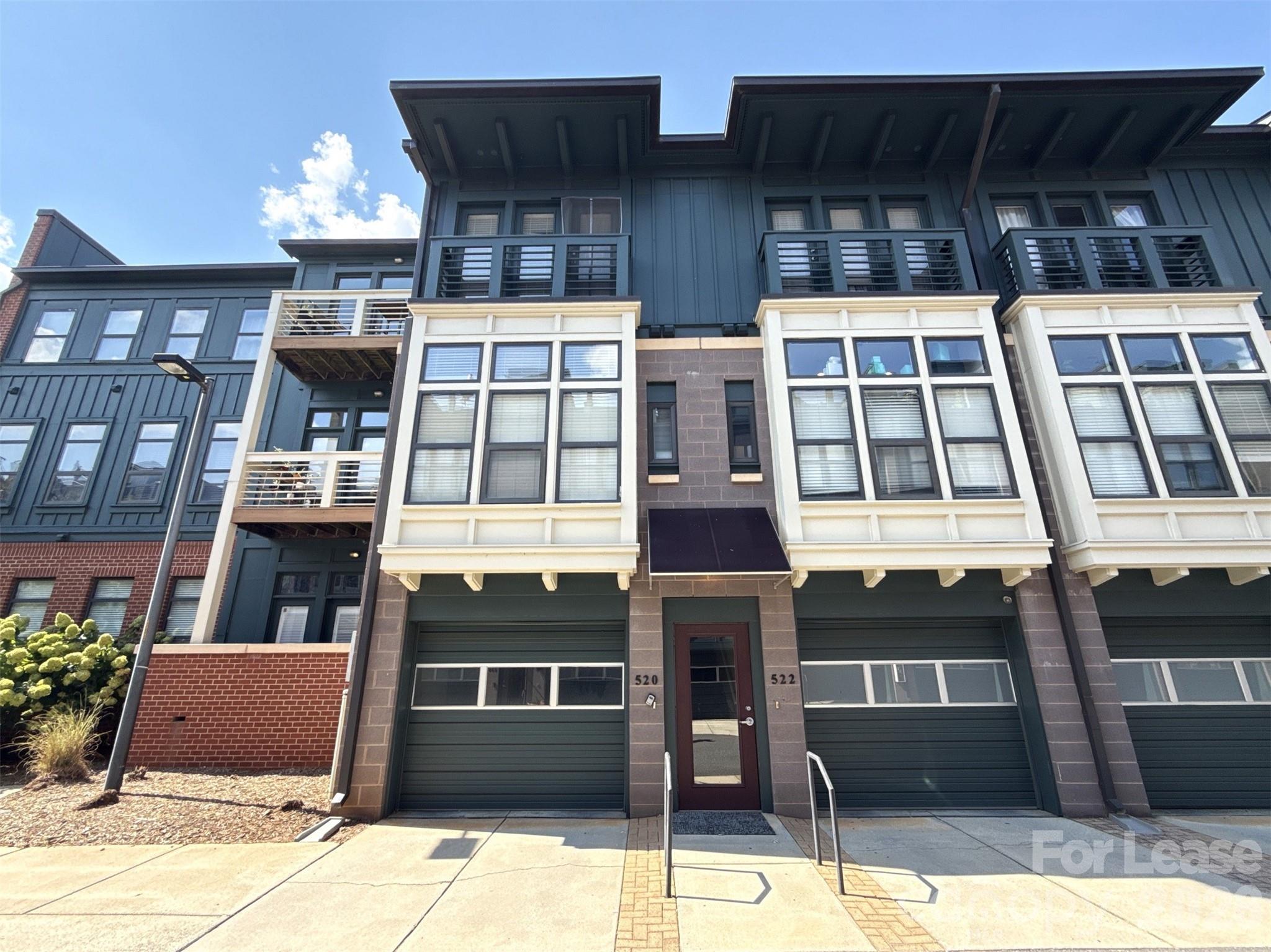 **SETTLE IN AND SAVE BIG! Second full month FREE with a 13-Month Lease!!
Awesome South End location with easy access to light rail stop!
Granite counter tops in kitchen & in master bath. Deck overlooking courtyard. Large garage! Renters Insurance is required. Pet fee is per pet that does not exceed 35 lbs.
We strive to provide an experience that is cost-effective and convenient. That’s why we provide a Resident Benefits Package (RBP) to address common headaches for our residents. Our program handles pest control, air filter changes, utility set up, credit building and more at a rate of $40/month, added to every property as a required program. More details upon application. In addition to RBP, we provide access to liability insurance that meets your needs.