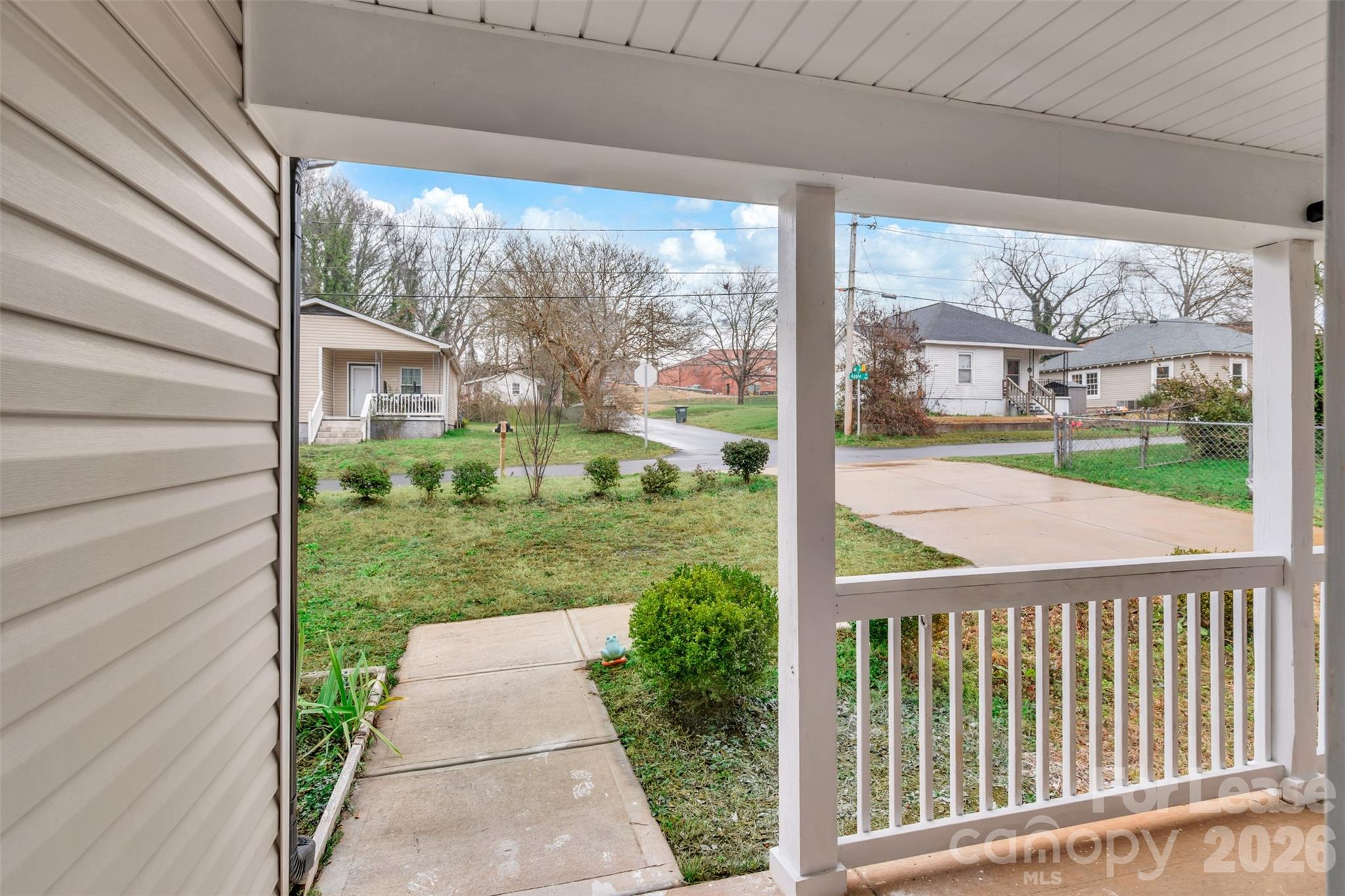 Groves Thread Company - Residential Lease