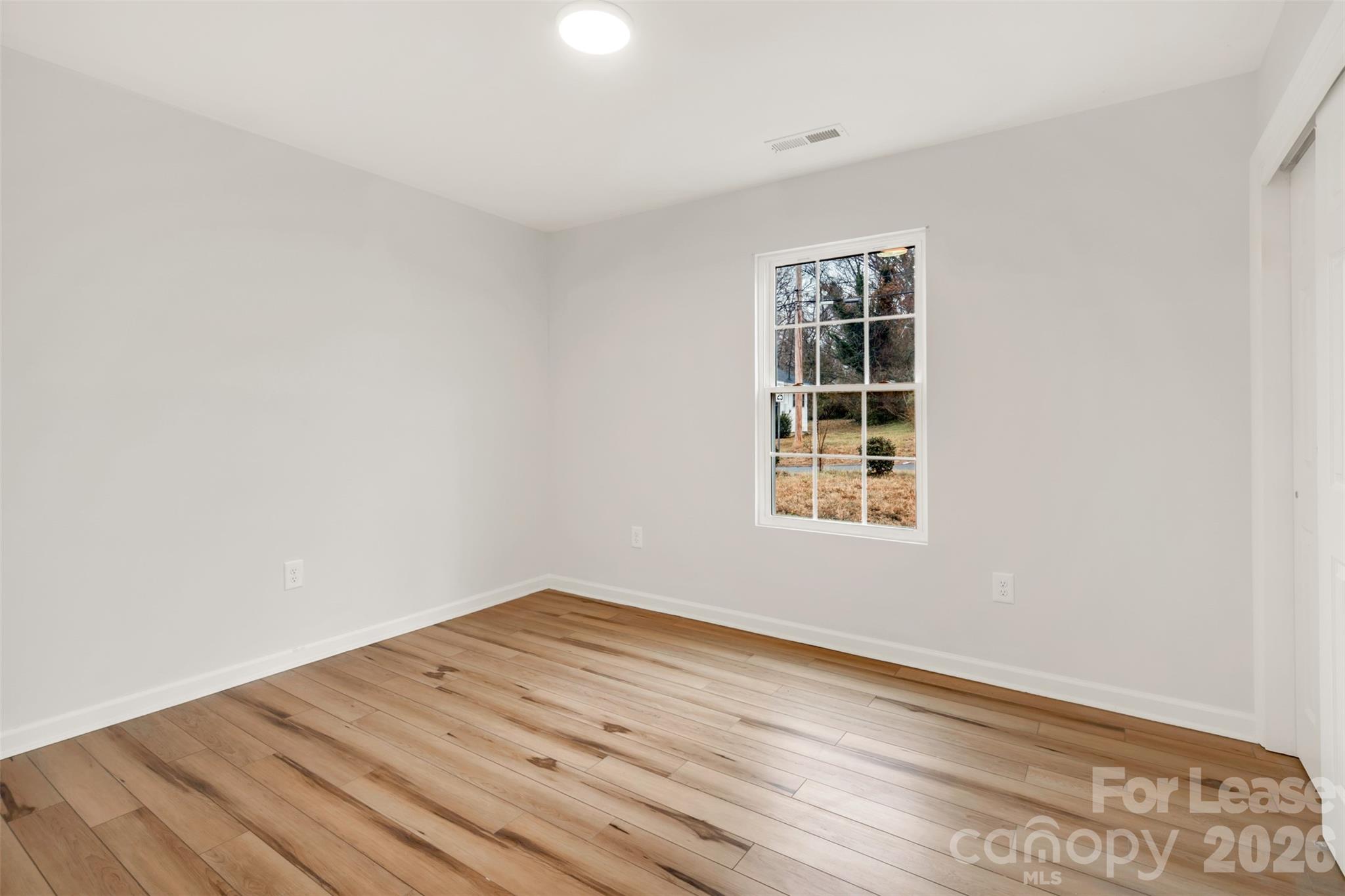 Groves Thread Company - Residential Lease