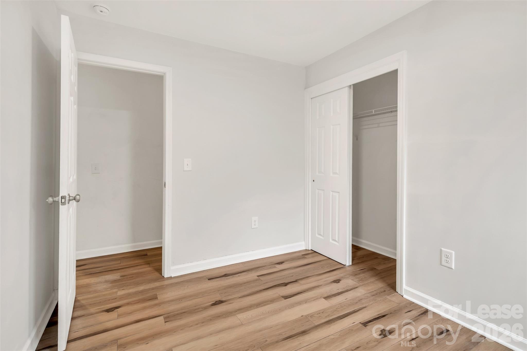 Groves Thread Company - Residential Lease