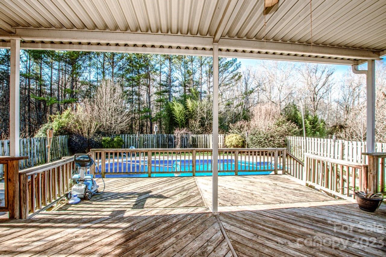 Long Ferry Farms - Residential