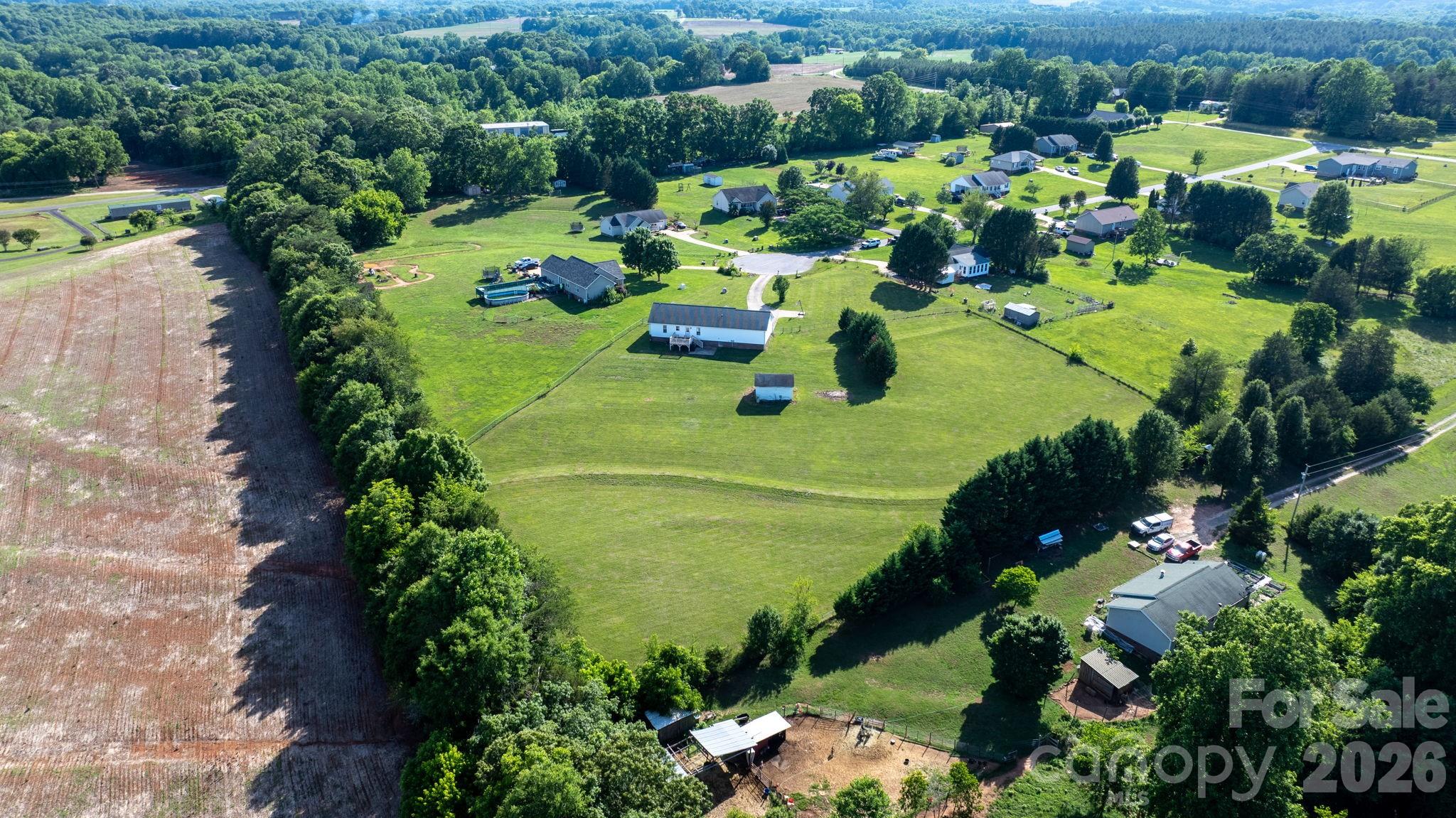 Catlin Heights - Residential