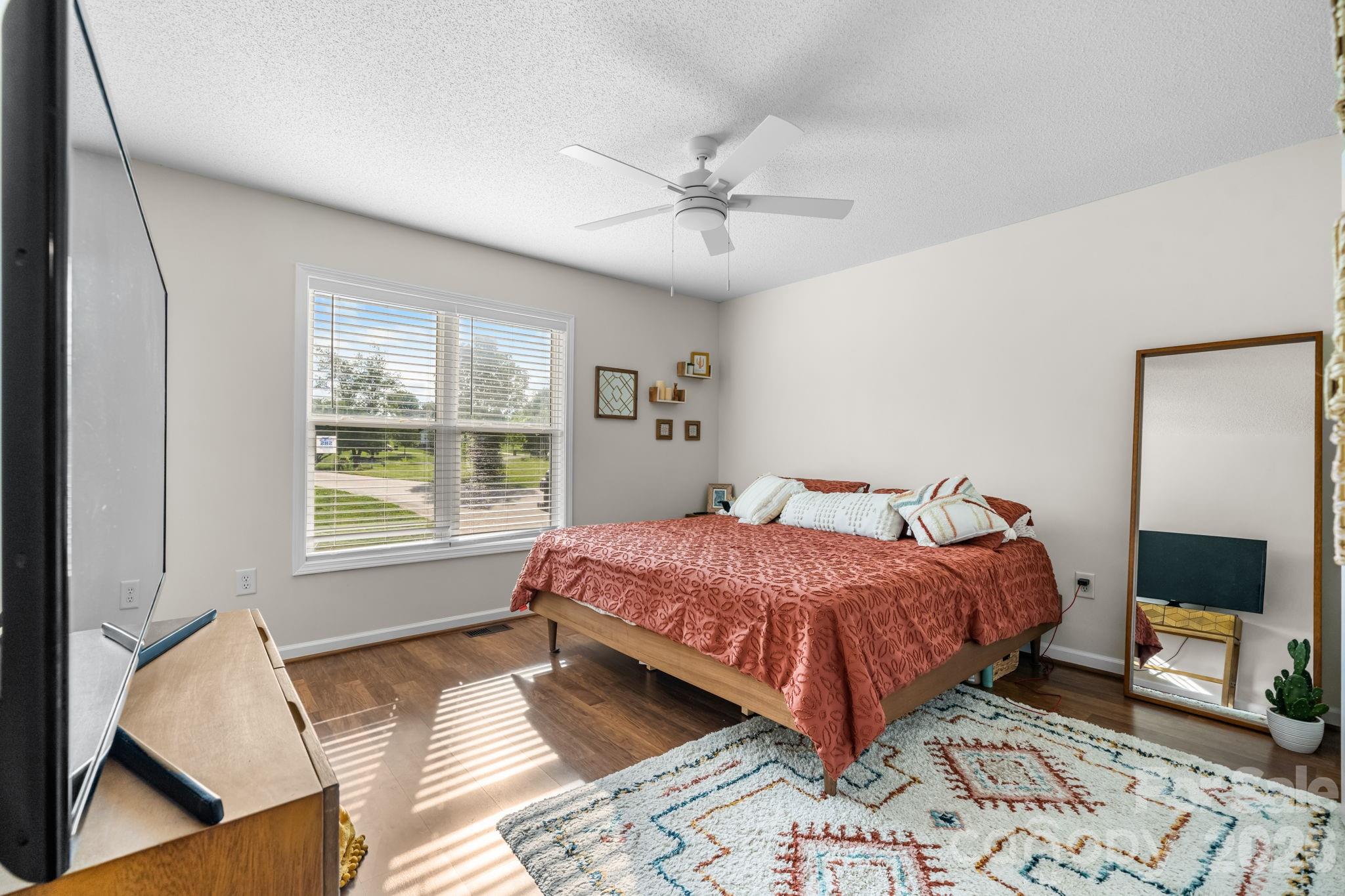 Catlin Heights - Residential