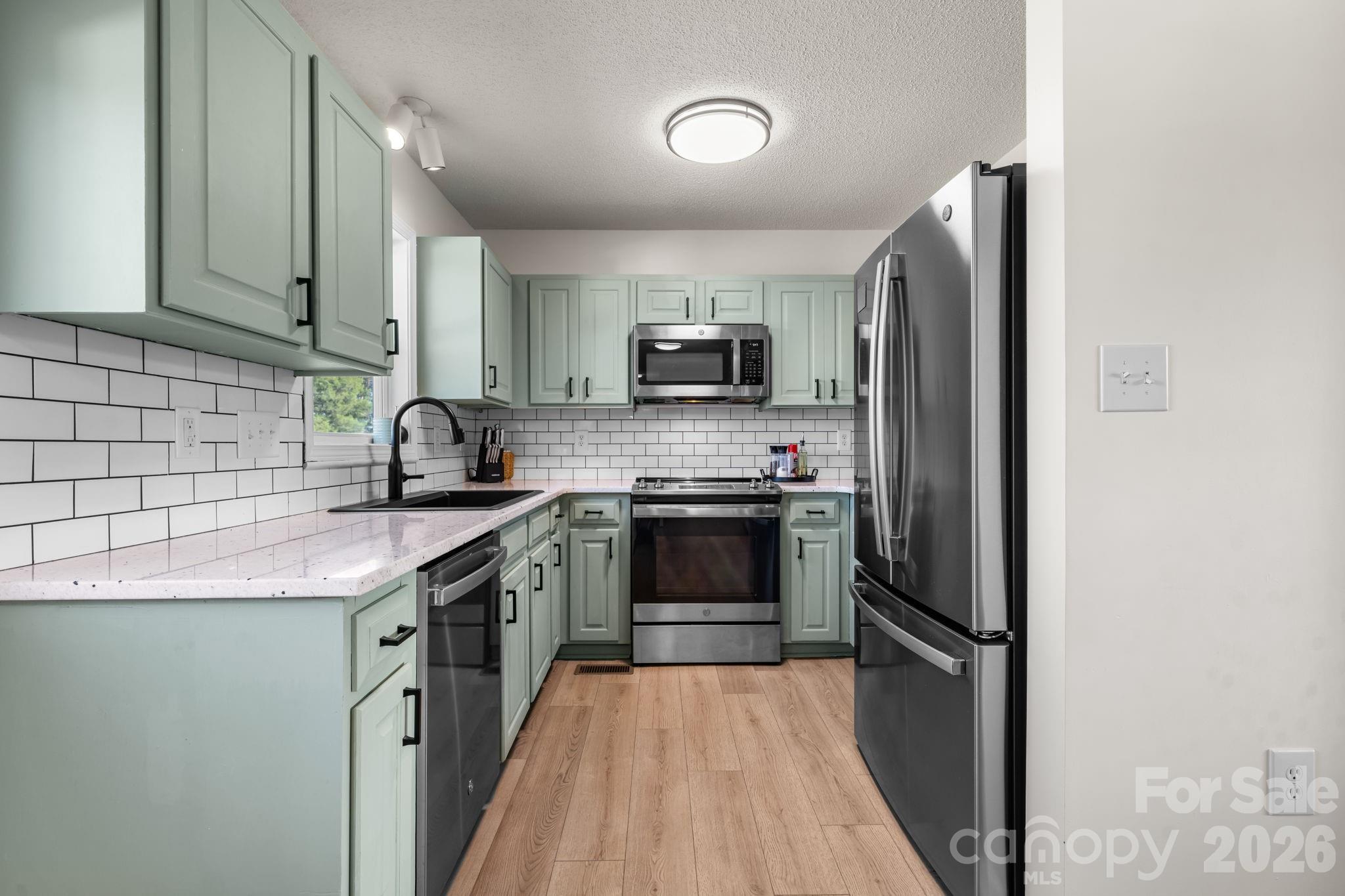 Catlin Heights - Residential