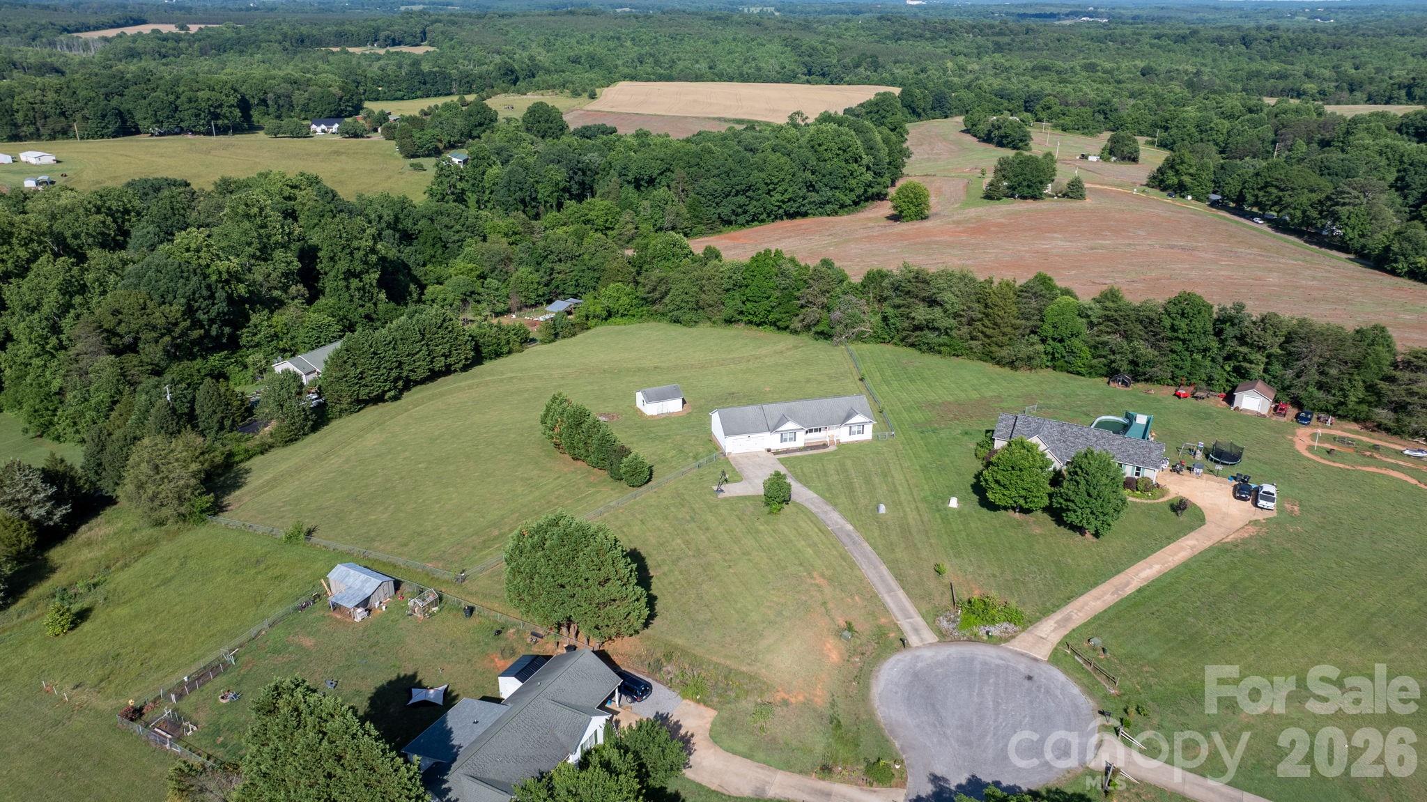 Catlin Heights - Residential