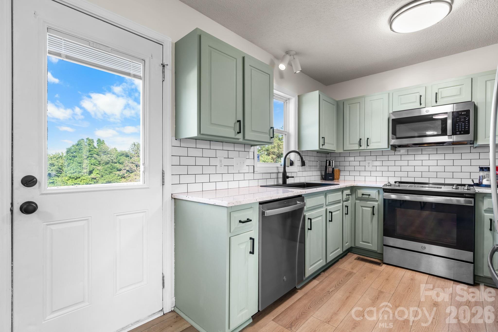 Catlin Heights - Residential
