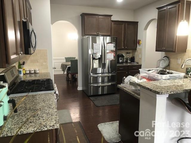 Oakland Pointe - Residential Lease