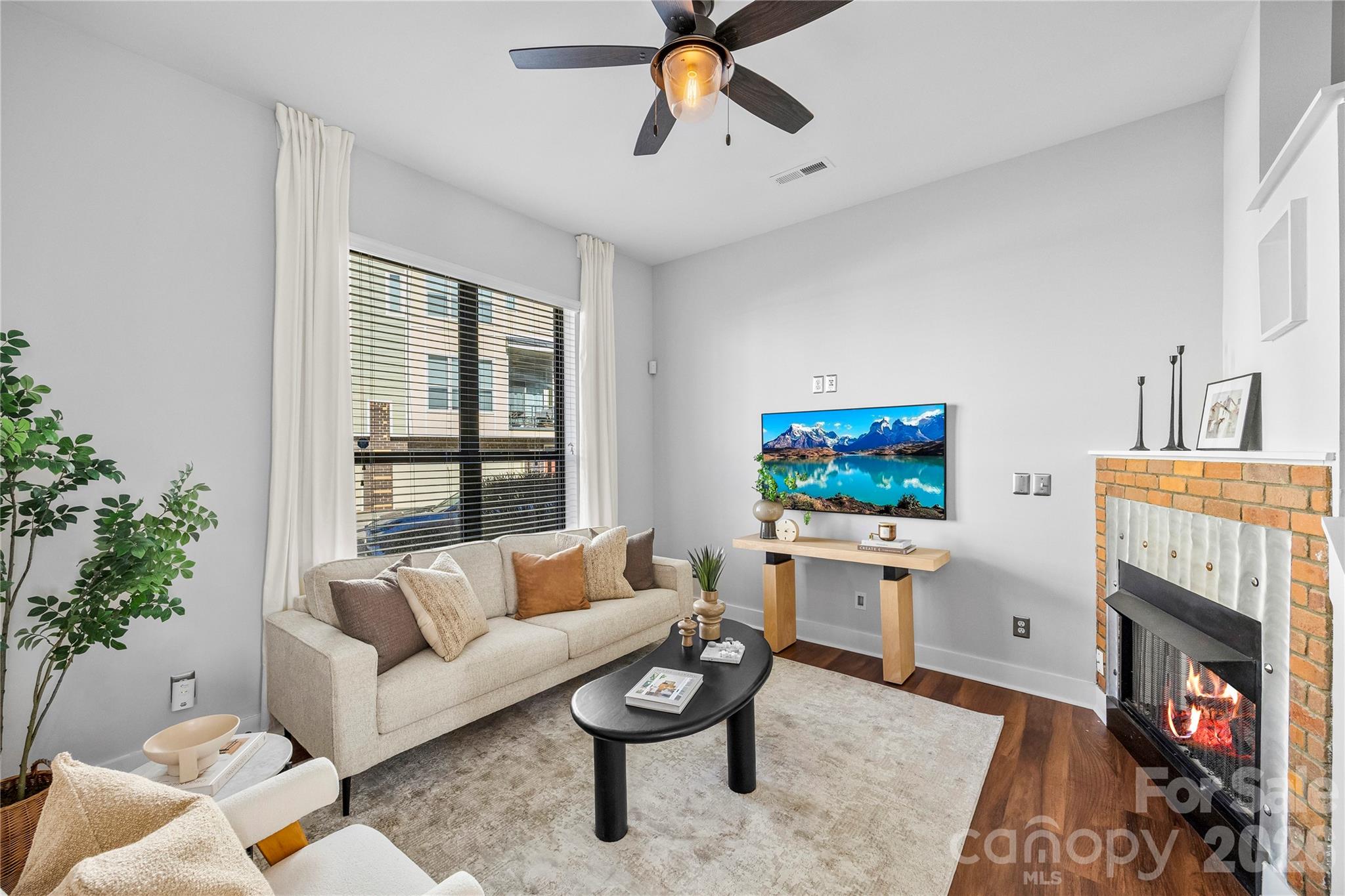The Arts District - Residential