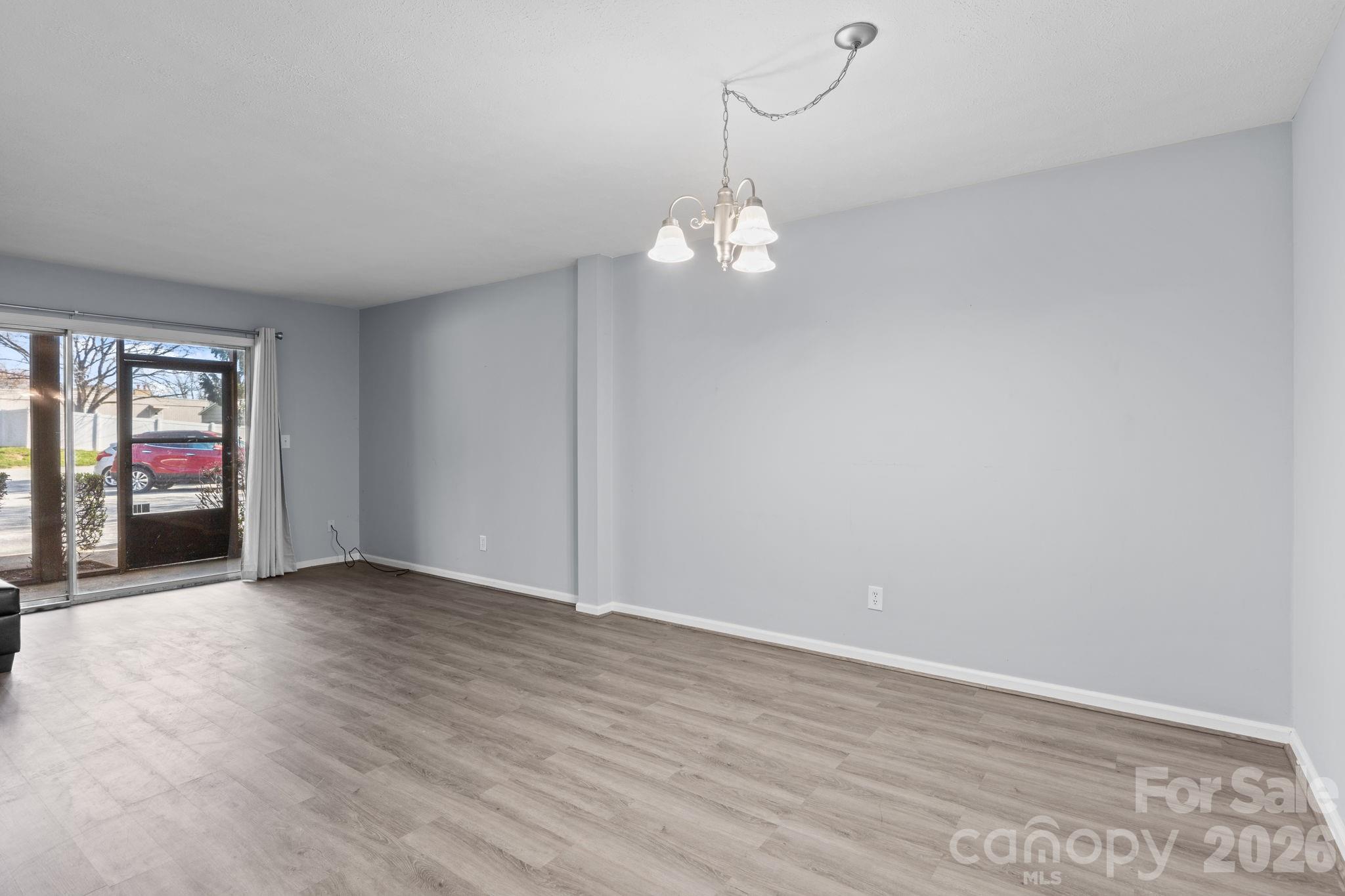 Holly Crest - Residential