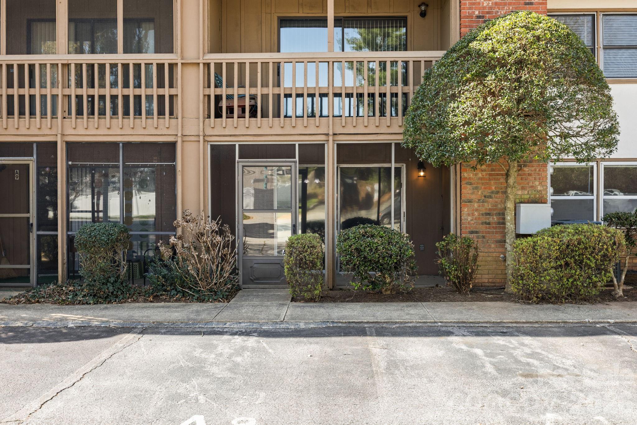 Holly Crest - Residential