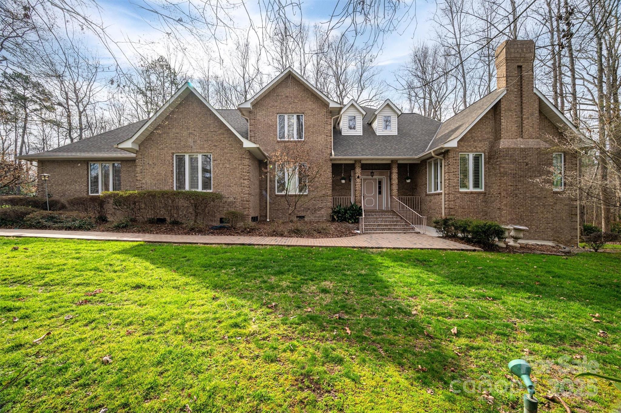Country Club Gardens - Residential
