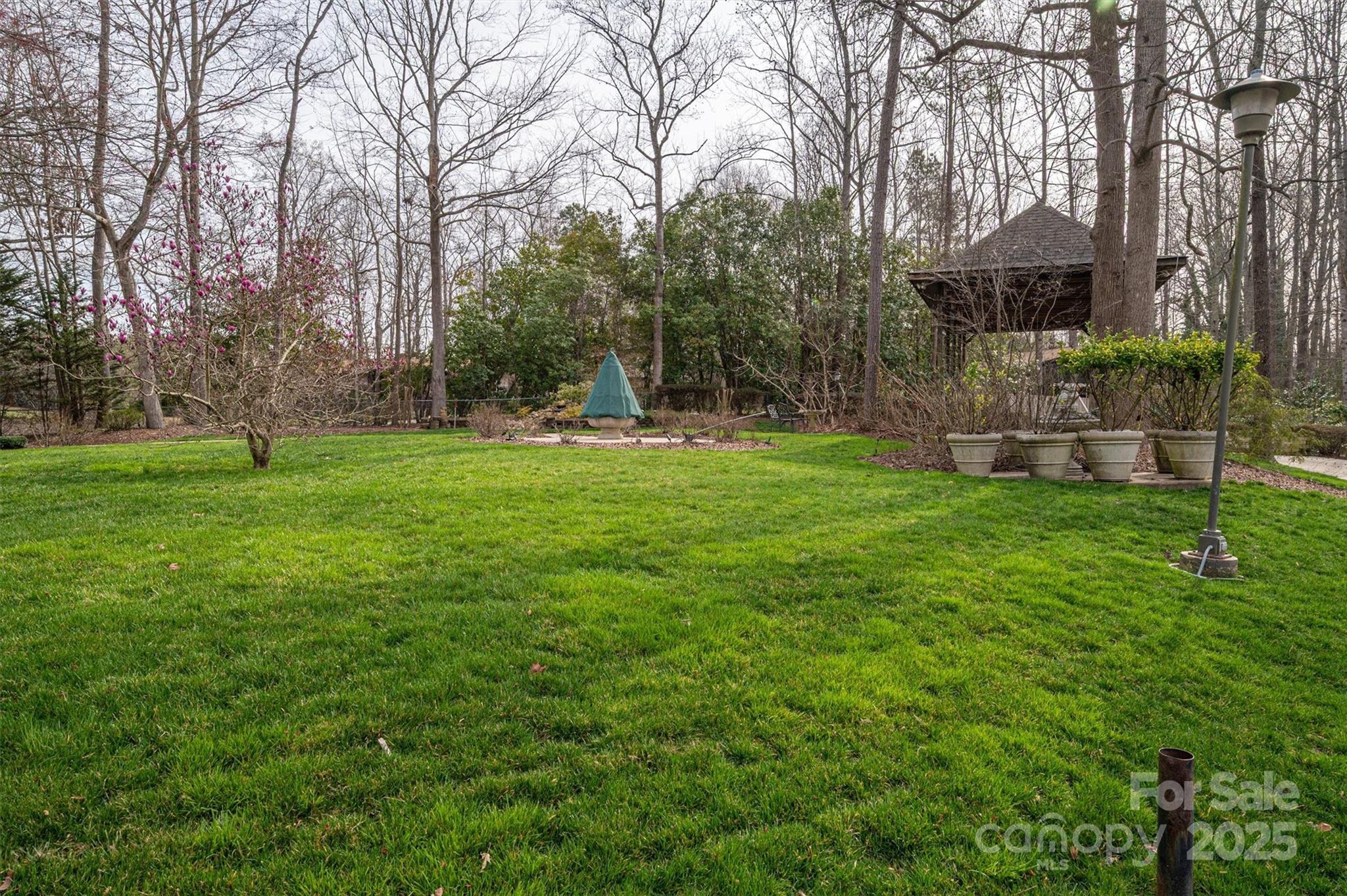Country Club Gardens - Residential