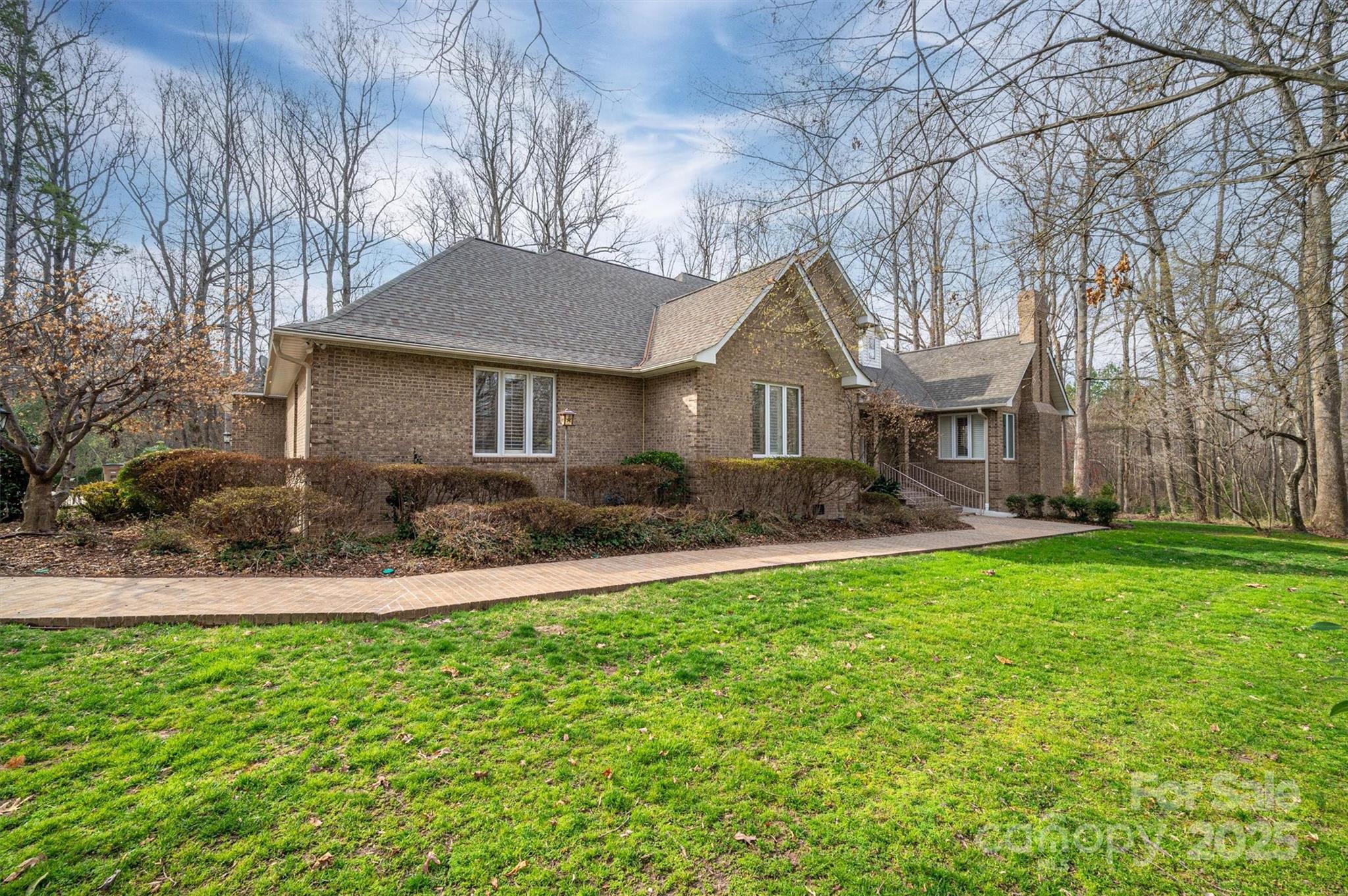Country Club Gardens - Residential