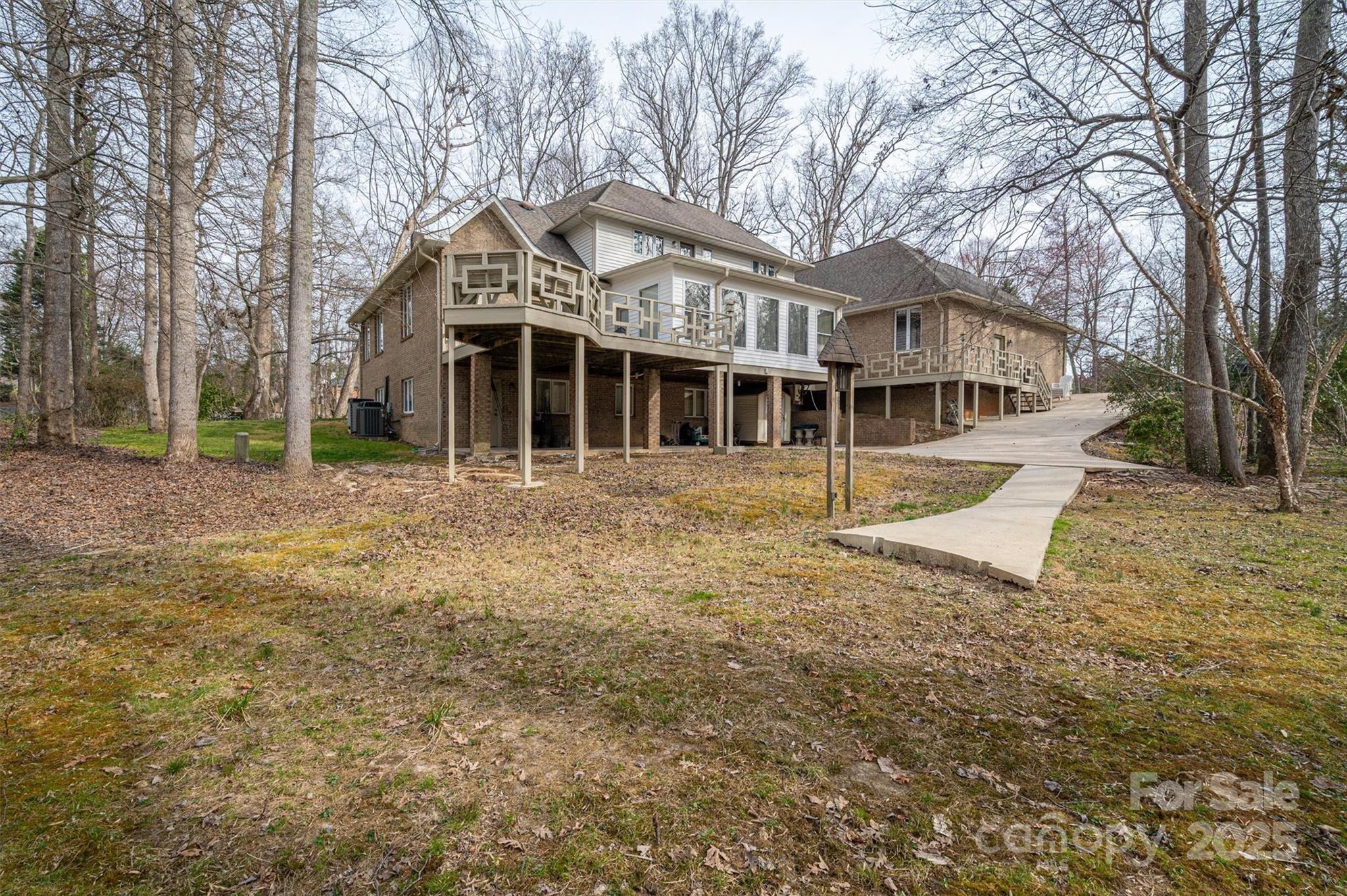 Country Club Gardens - Residential