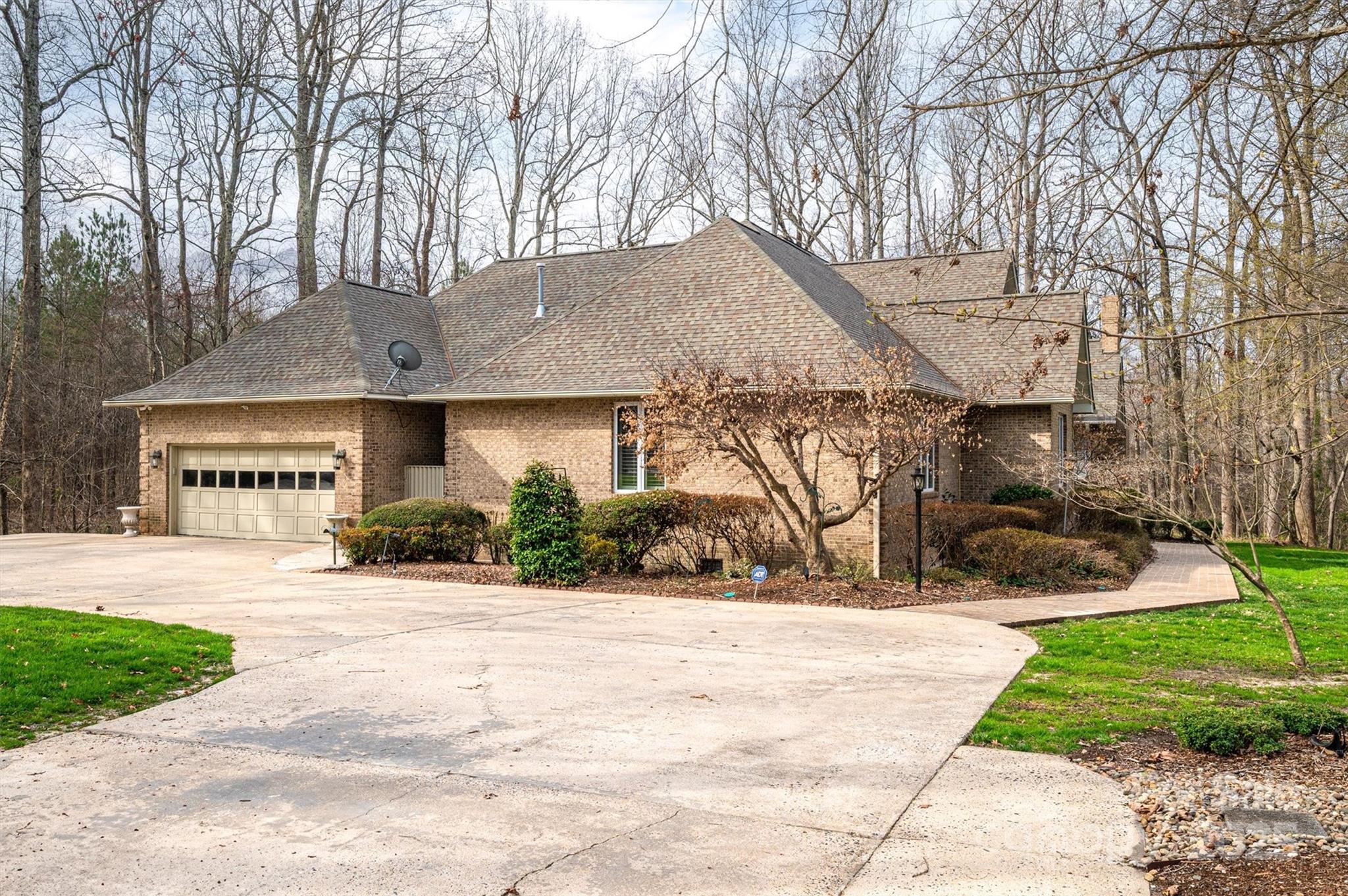 Country Club Gardens - Residential