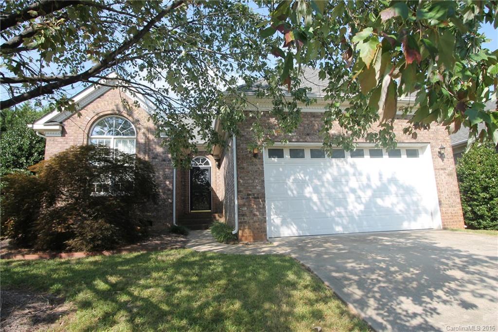 Looking to down size? Need one level? Single story all brick home with  Deeded boat slip  in Denver.   A small private back yard for easy maintenance.  Former model so it has extra parking pad to the side. Great for extra parking  spaces for guests. Great low Lincoln county taxes. Only 25 minutes to Charlotte.