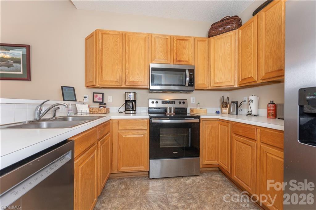 Stadium Oaks Townhomes - Residential