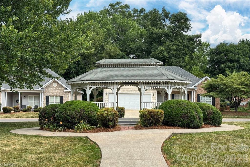 Stadium Oaks Townhomes - Residential