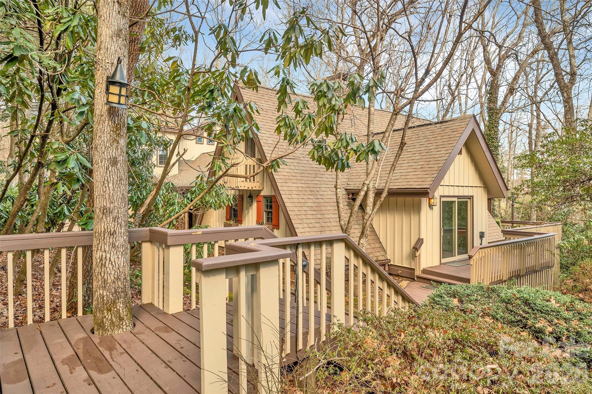 Lake Toxaway Estates - Residential