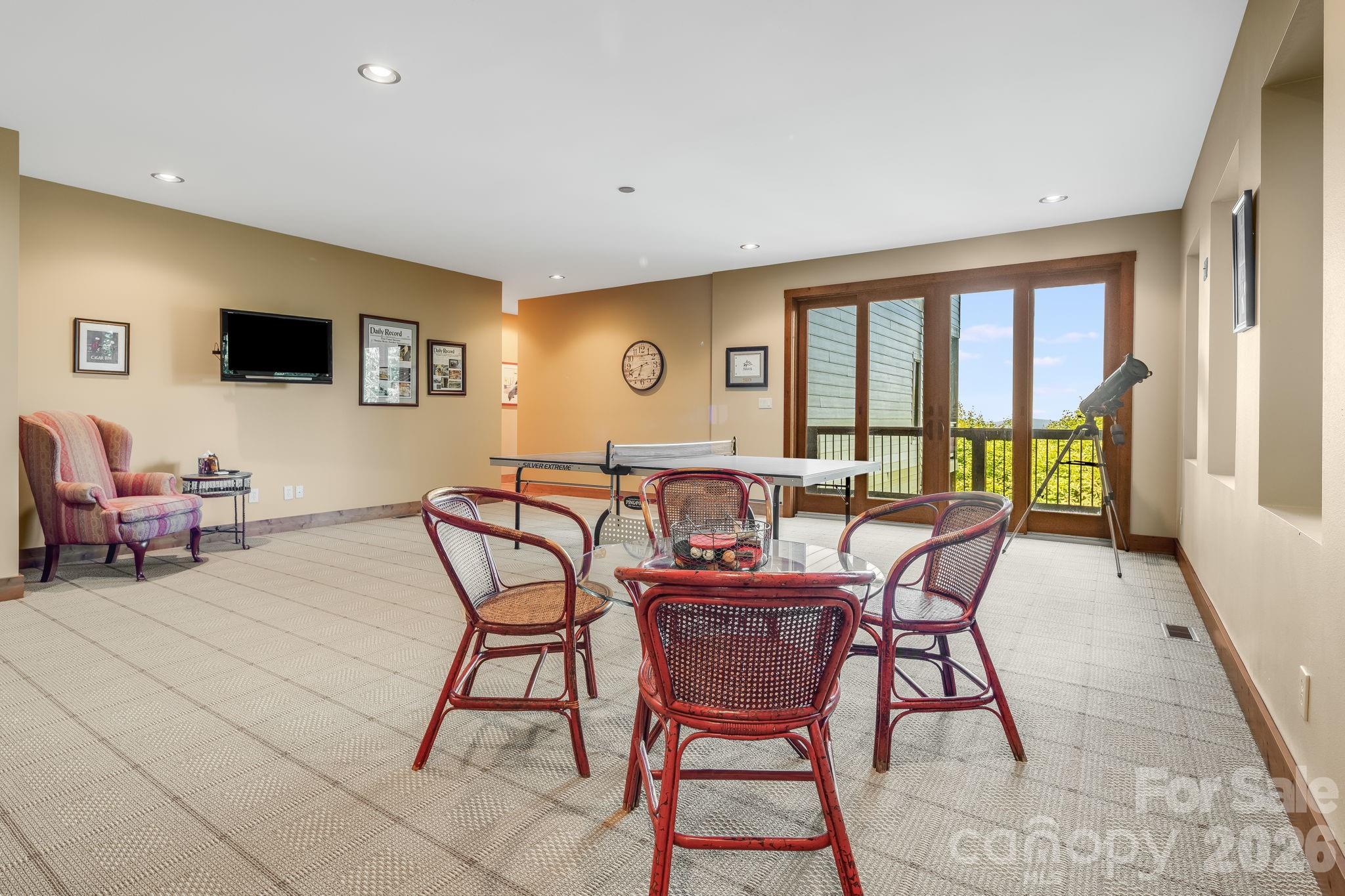 Wolf Laurel - Residential