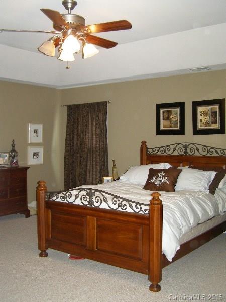 Madison Green - Residential