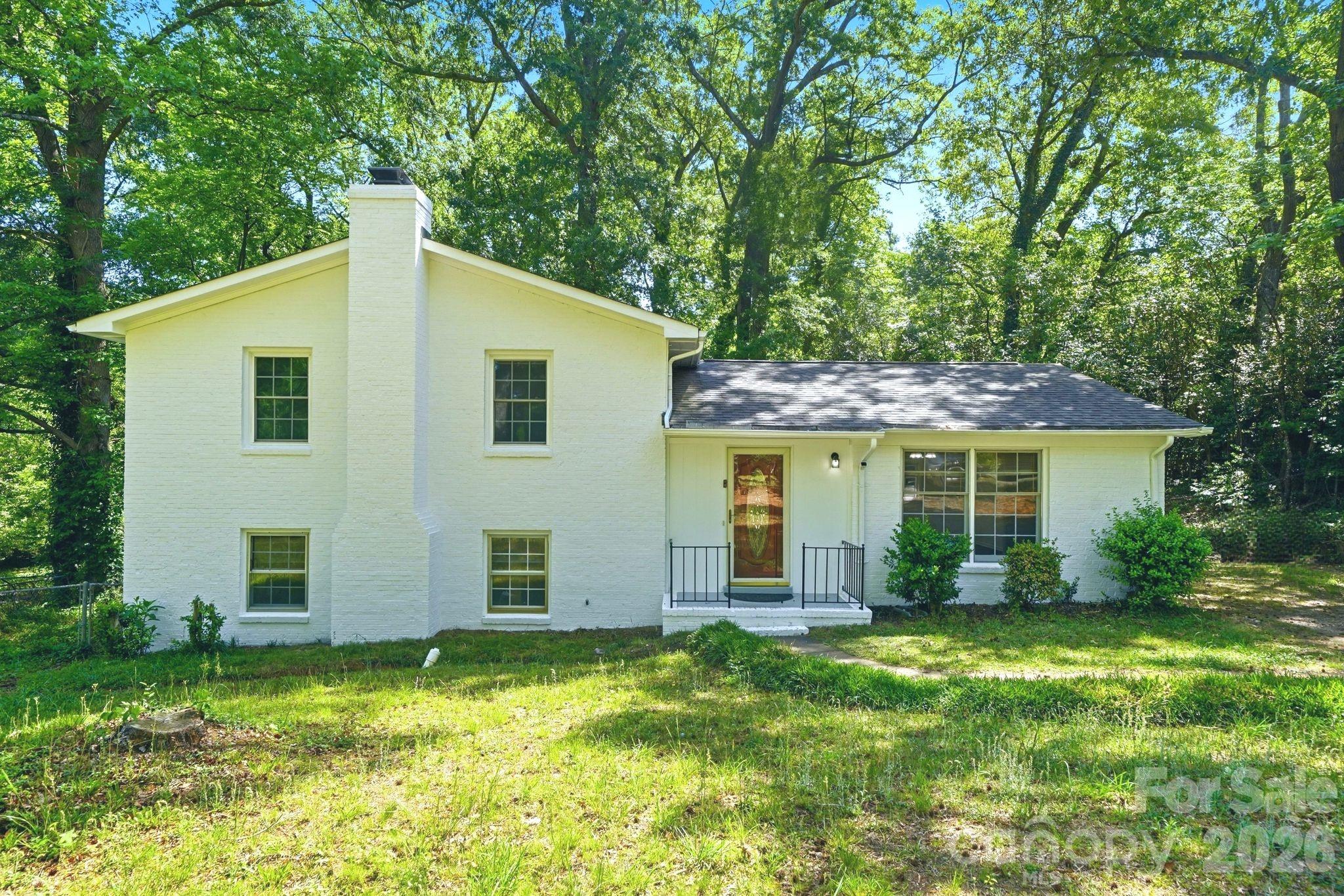 Welcome to this beautifully maintained, move-in ready home offering both comfort and convenience. This spacious 4-bedroom split-level residence features a fully fenced yard, perfect for outdoor enjoyment and added privacy.

Thoughtfully updated, the home includes new carpet, fresh interior and exterior paint, and modernized bathrooms completed in 2019. Major systems have been recently addressed for peace of mind, with a new roof installed in 2022 and a furnace replaced in 2024.

Ideally located just minutes from SouthPark Mall, shopping, dining, and neighborhood schools, this property offers both lifestyle and location. Whether you’re searching for your next home or a smart investment opportunity, this one checks all the boxes.

Don’t miss your chance to make it yours!

Sellers are offering $5,000 in closing cost!