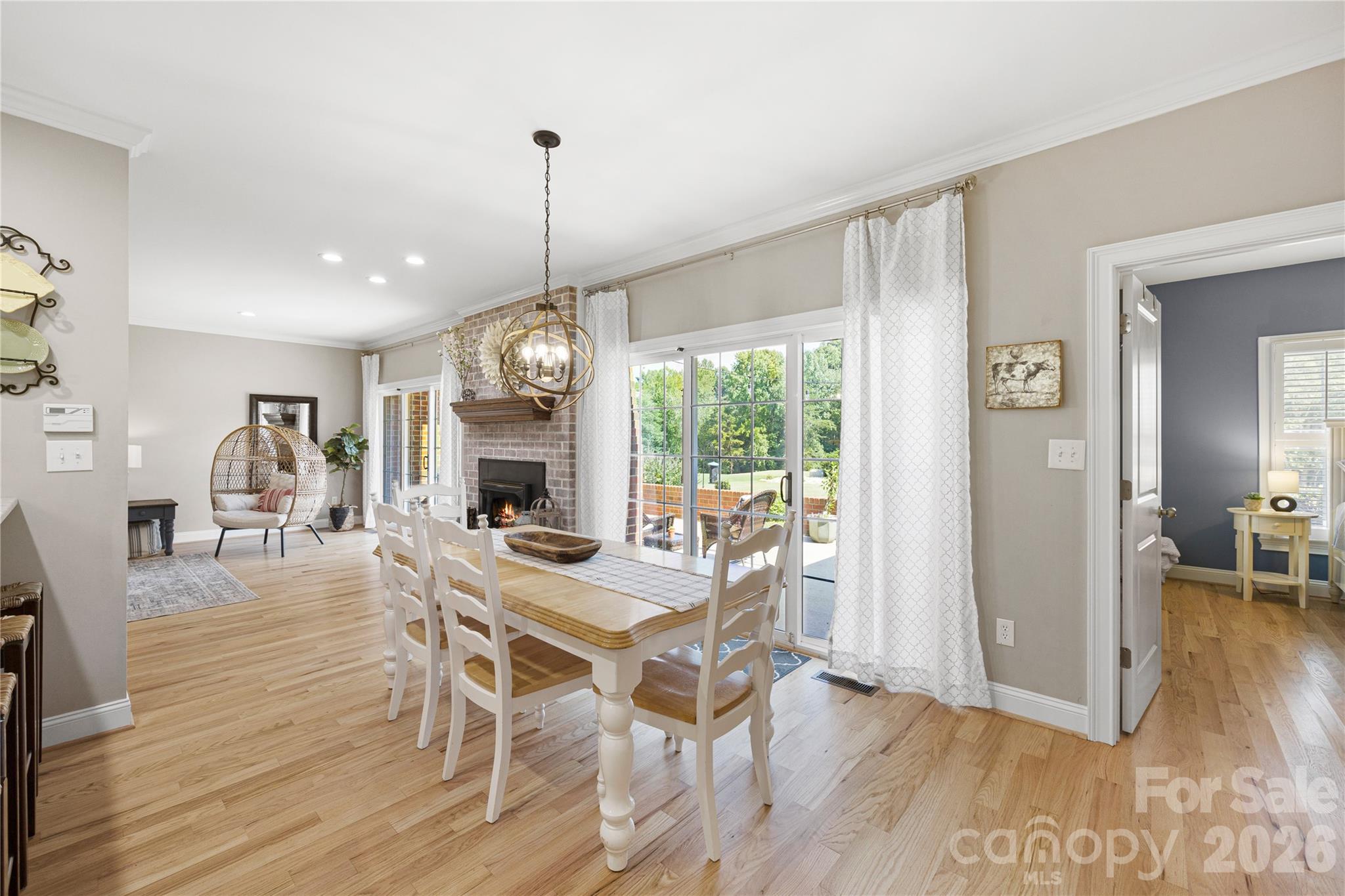 Links O Tryon - Residential