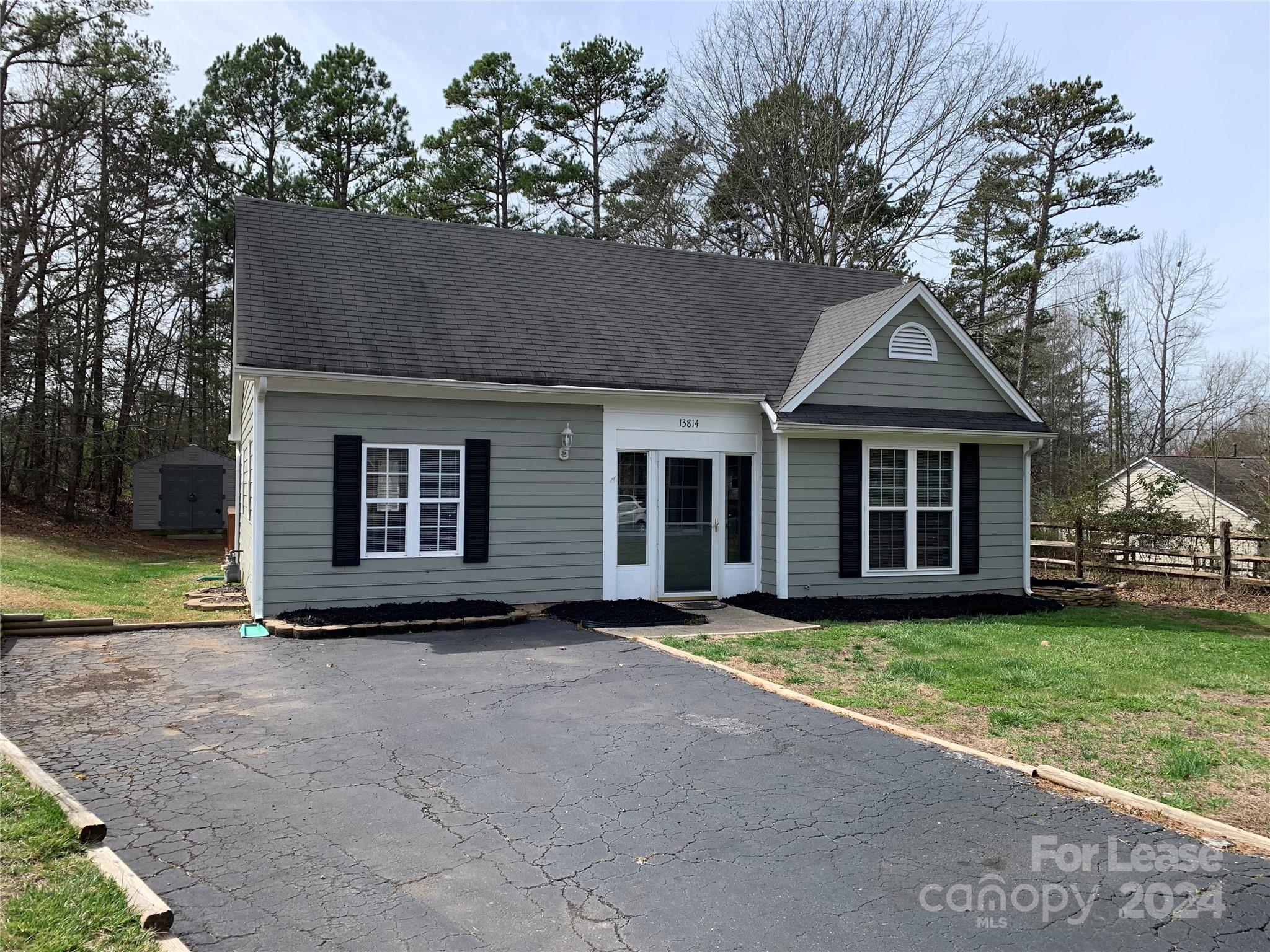 VERY nice and clean unit. Home recently updated. Cul-de-sac private rear lot. Convenient to Ballantyne and South Charlotte amenities. New LVP flooring, fresh paint inside and out, deck refinished, new outlet and switches, new blinds. Bathroom medicine cabinets replaced. Some updated lighting. Washer/Dryer INCLUDED. Quiet street. Tree lined rear yard with additional detached shed (minimal yard maintenance). 3BR 2 bath with additional bonus room. Light and bright functional floor plan with open sight lines from kitchen through the family living areas. Pets are conditional based on size and non aggressive breeds. $35 additional fee per month (pet fee). Yard is NOT fenced. $45 application fee per each adult, provides for a 3rd party screening process required with application.