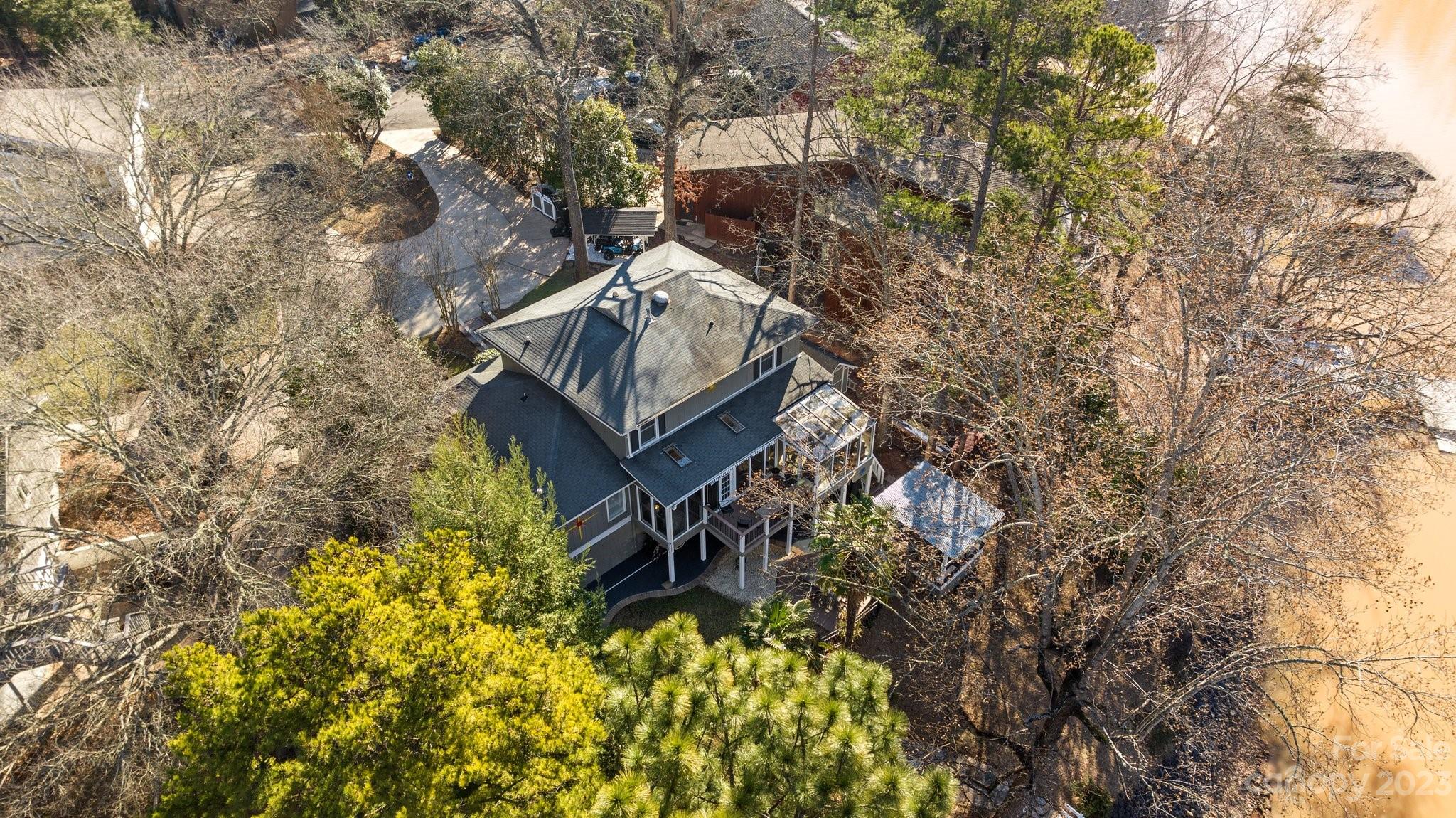 Tega Cay - Residential