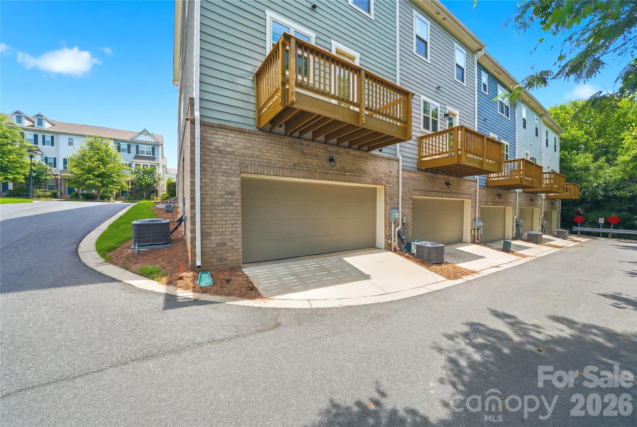 Hadley at Arrowood Station - Residential