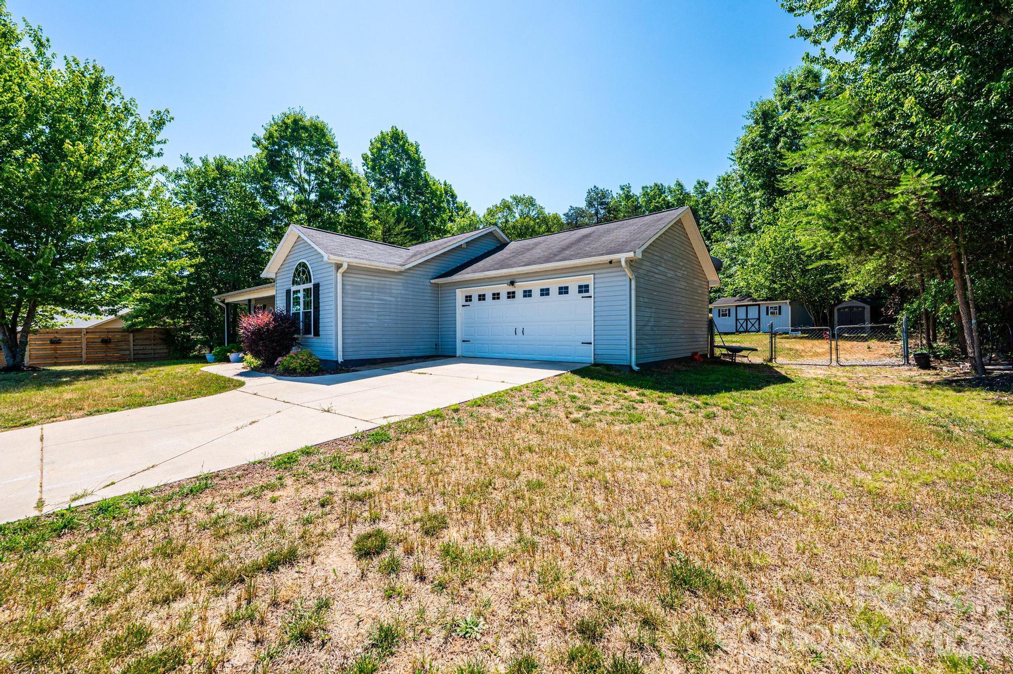 Davidson Woods - Residential