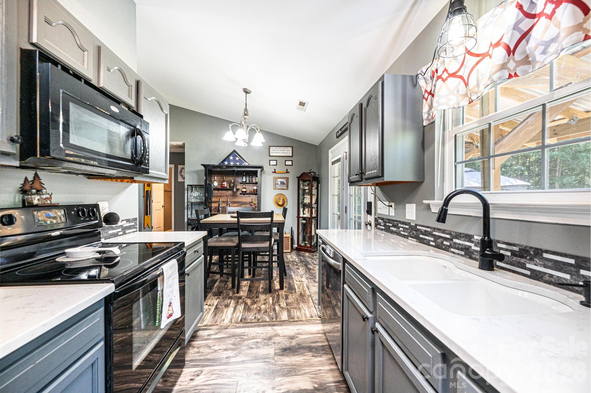 Davidson Woods - Residential