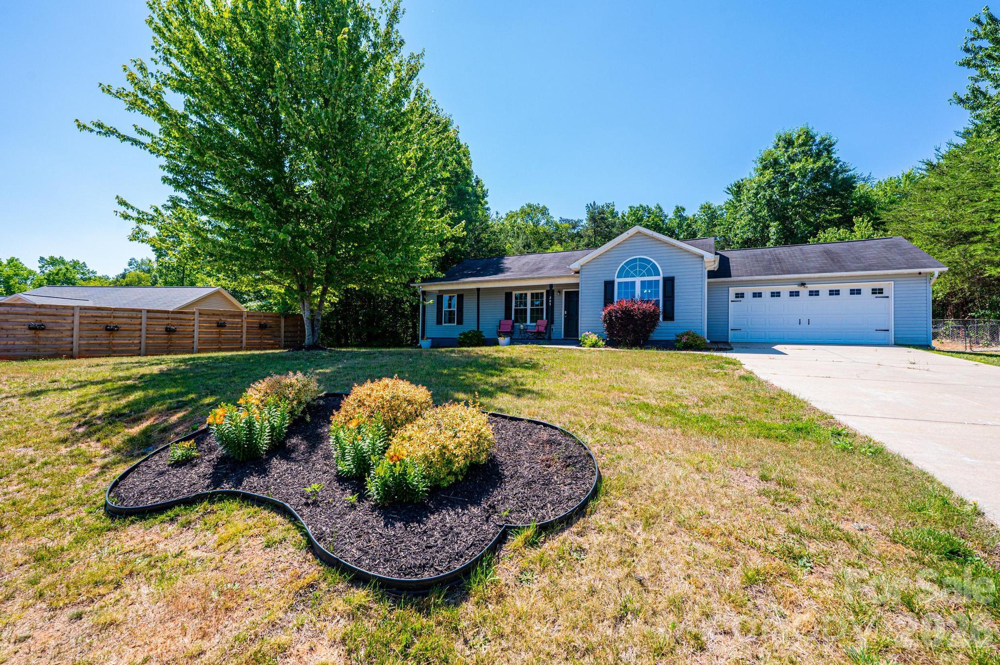 Davidson Woods - Residential