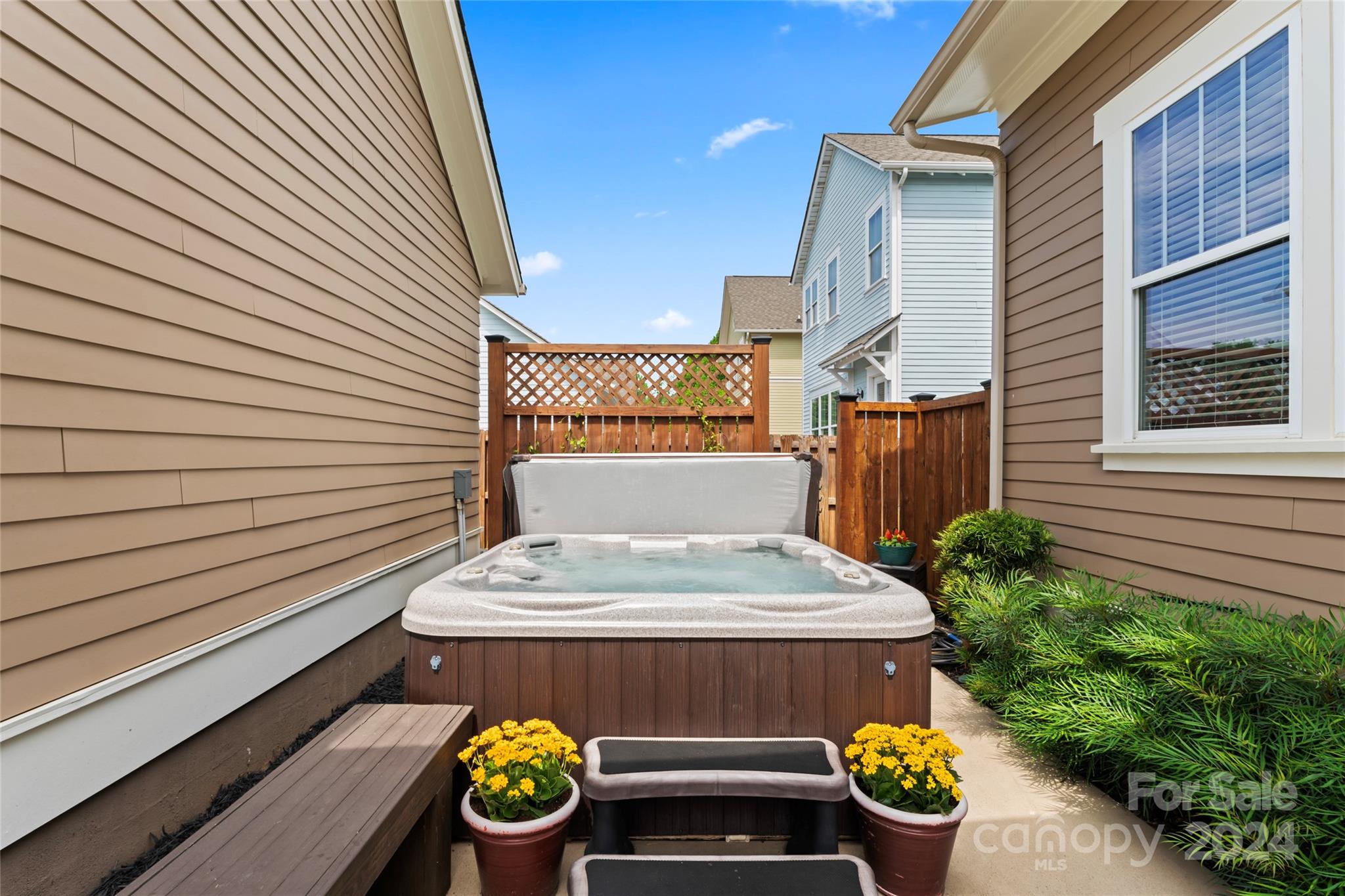 Riverwalk - Residential